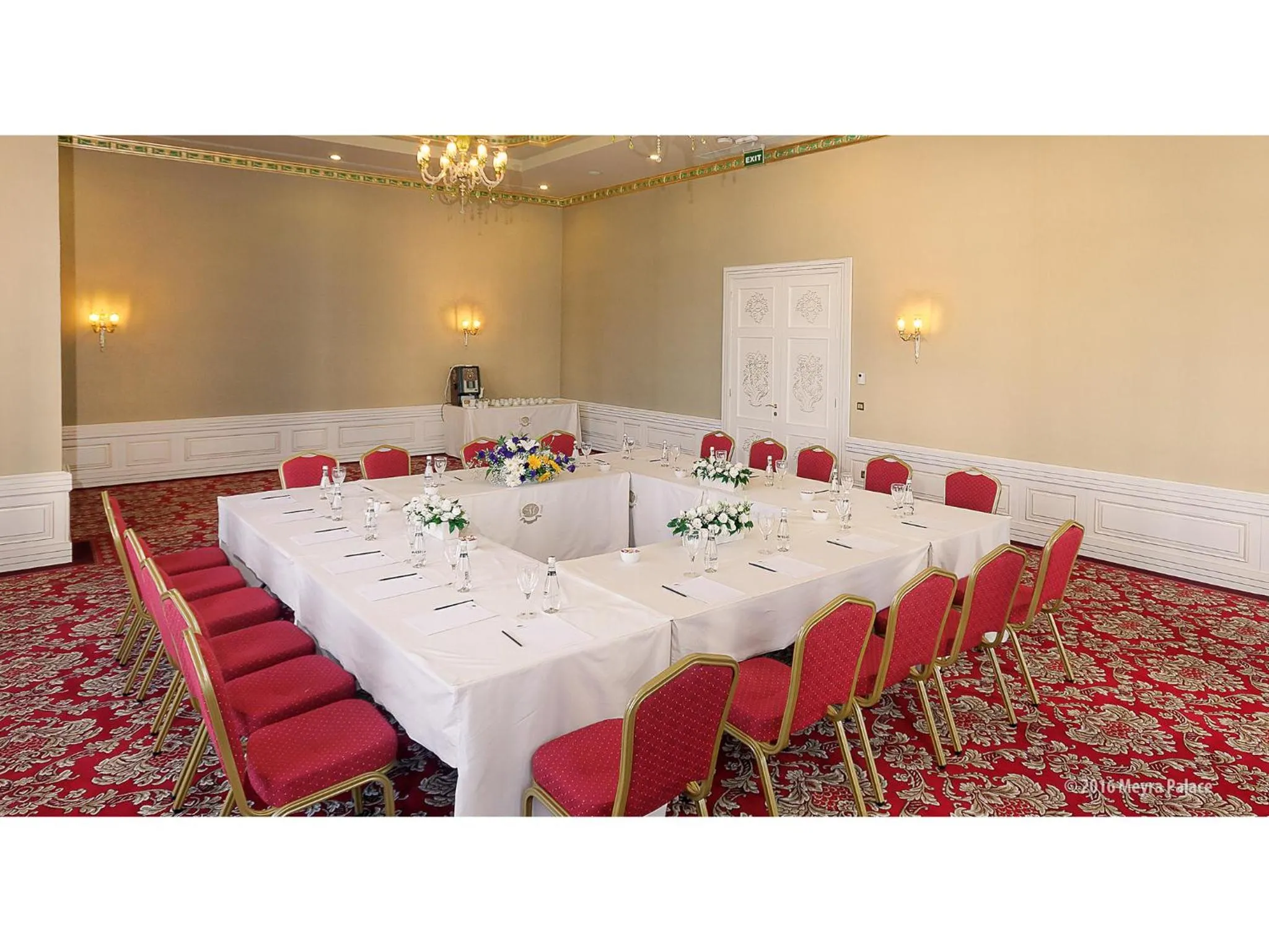 Meeting/conference room in Meyra Palace