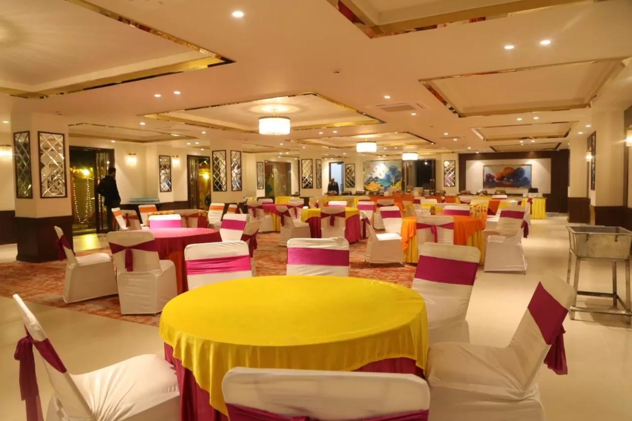 Banquet/Function facilities in Comfort Inn Dehradun