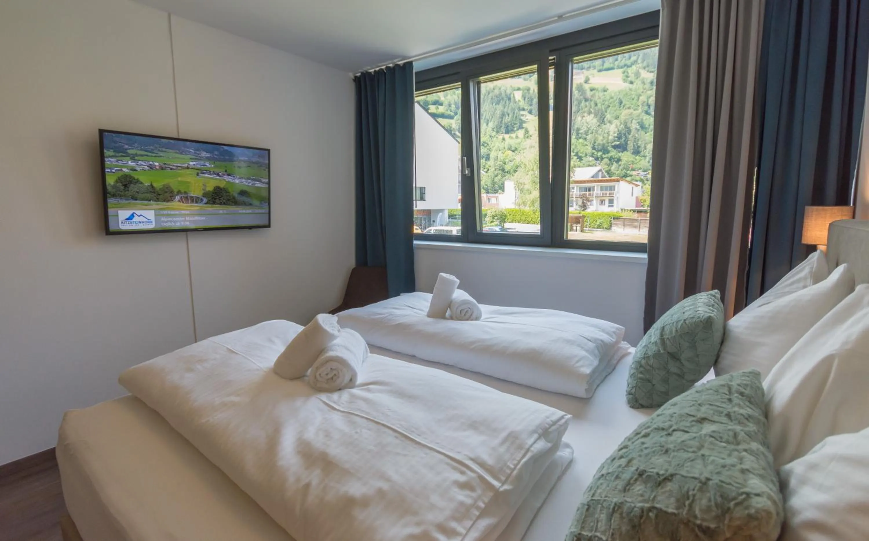 Bedroom, Bed in Schönblick Residence - Absolut Alpine Apartments