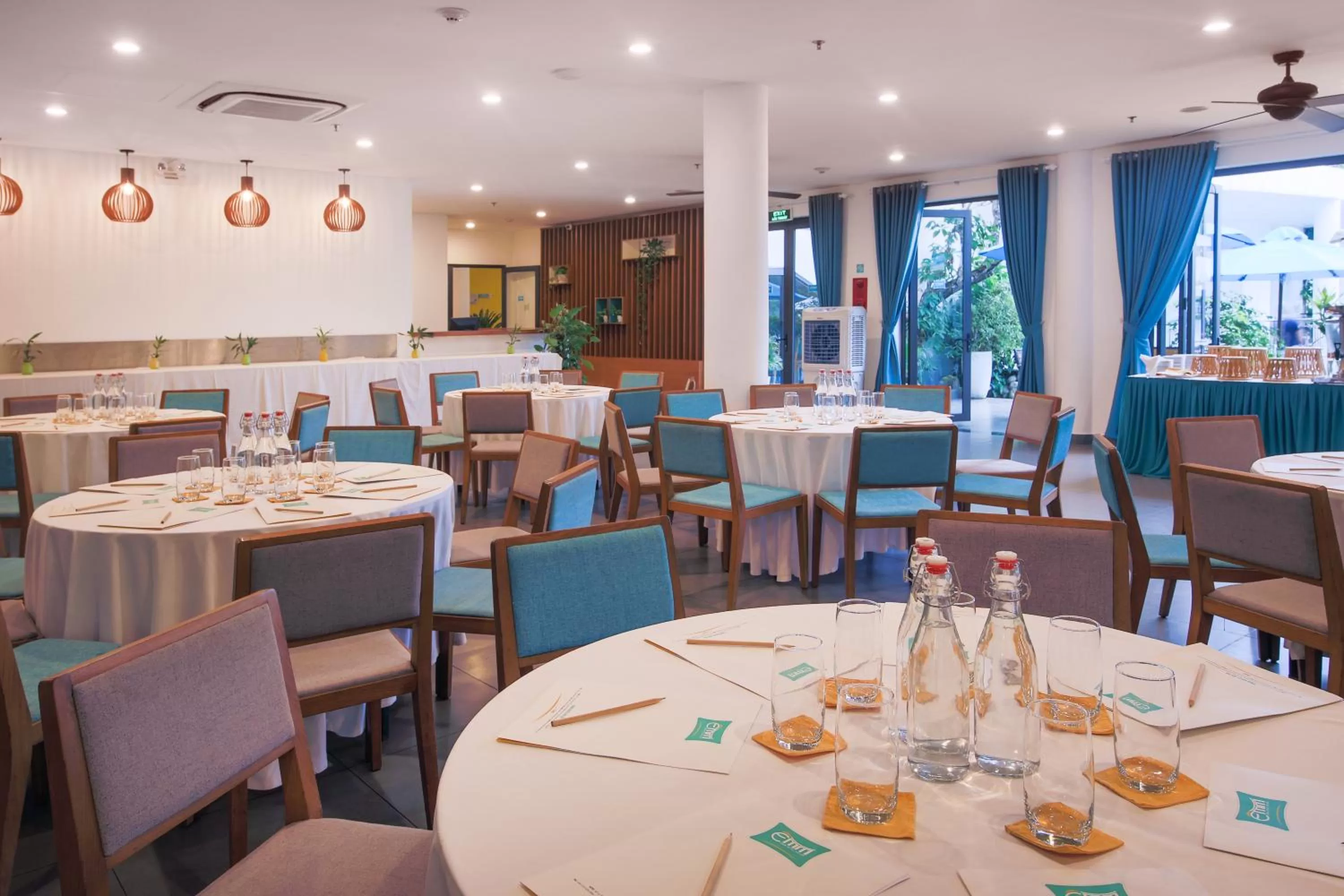 Restaurant/places to eat in ÊMM Hotel Hoi An
