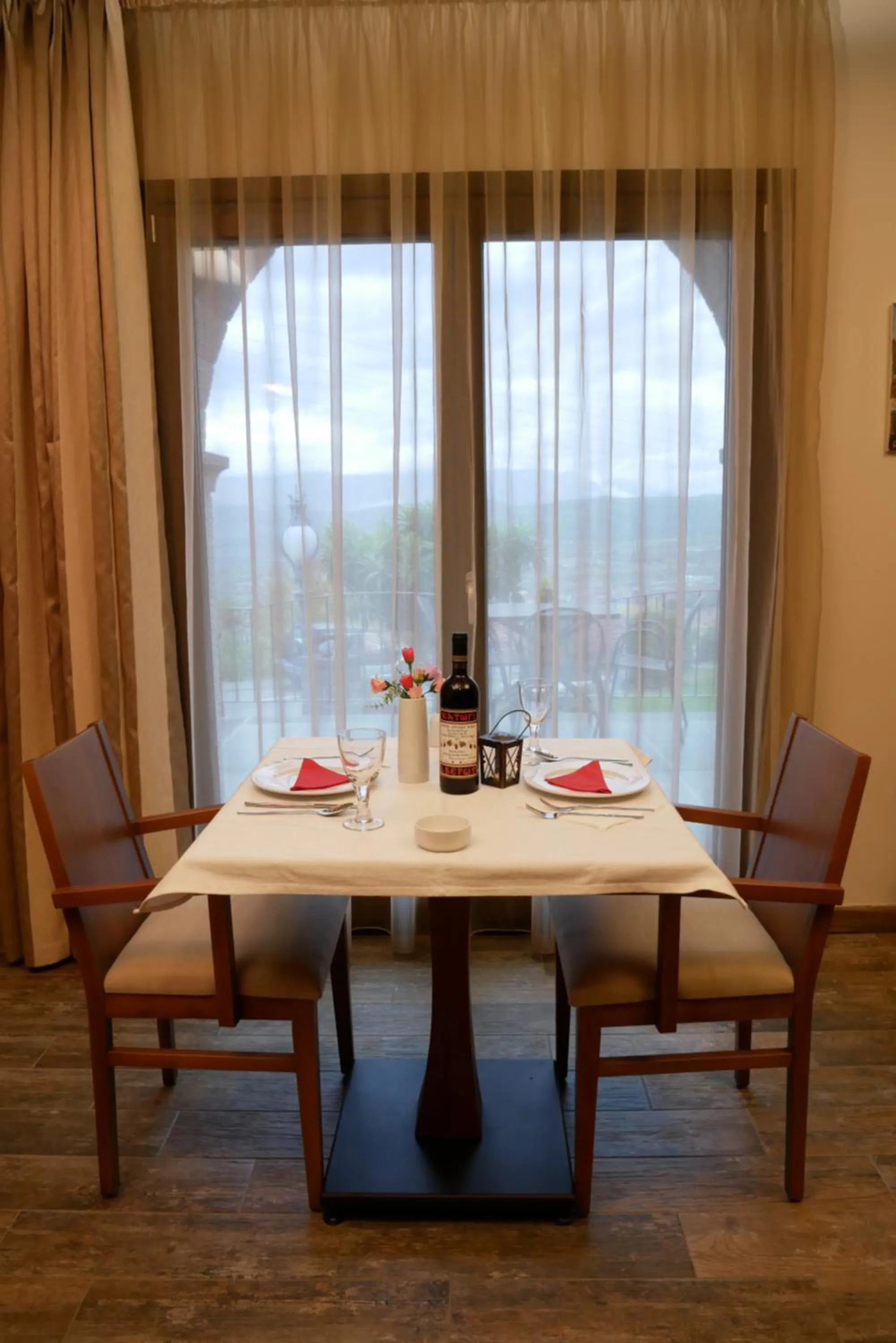 Restaurant/places to eat in Hotel Rodovoli