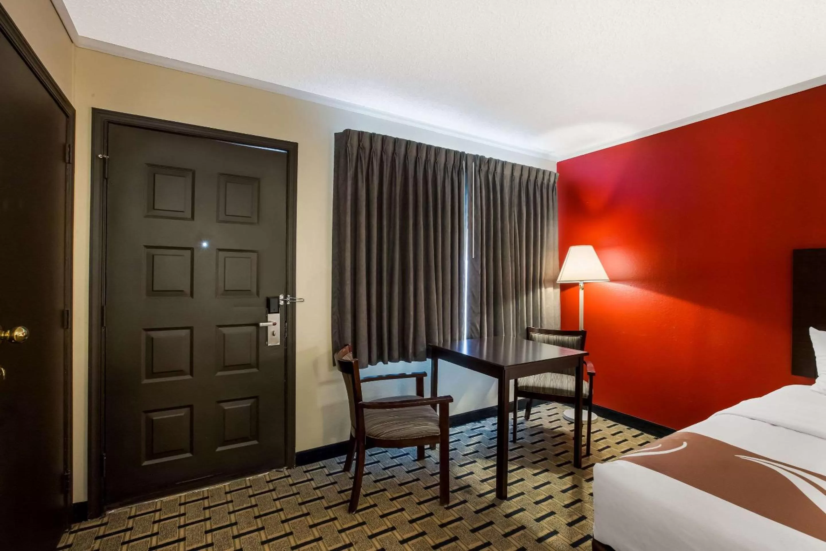 Bedroom, Bed in Quality Inn & Suites Millville