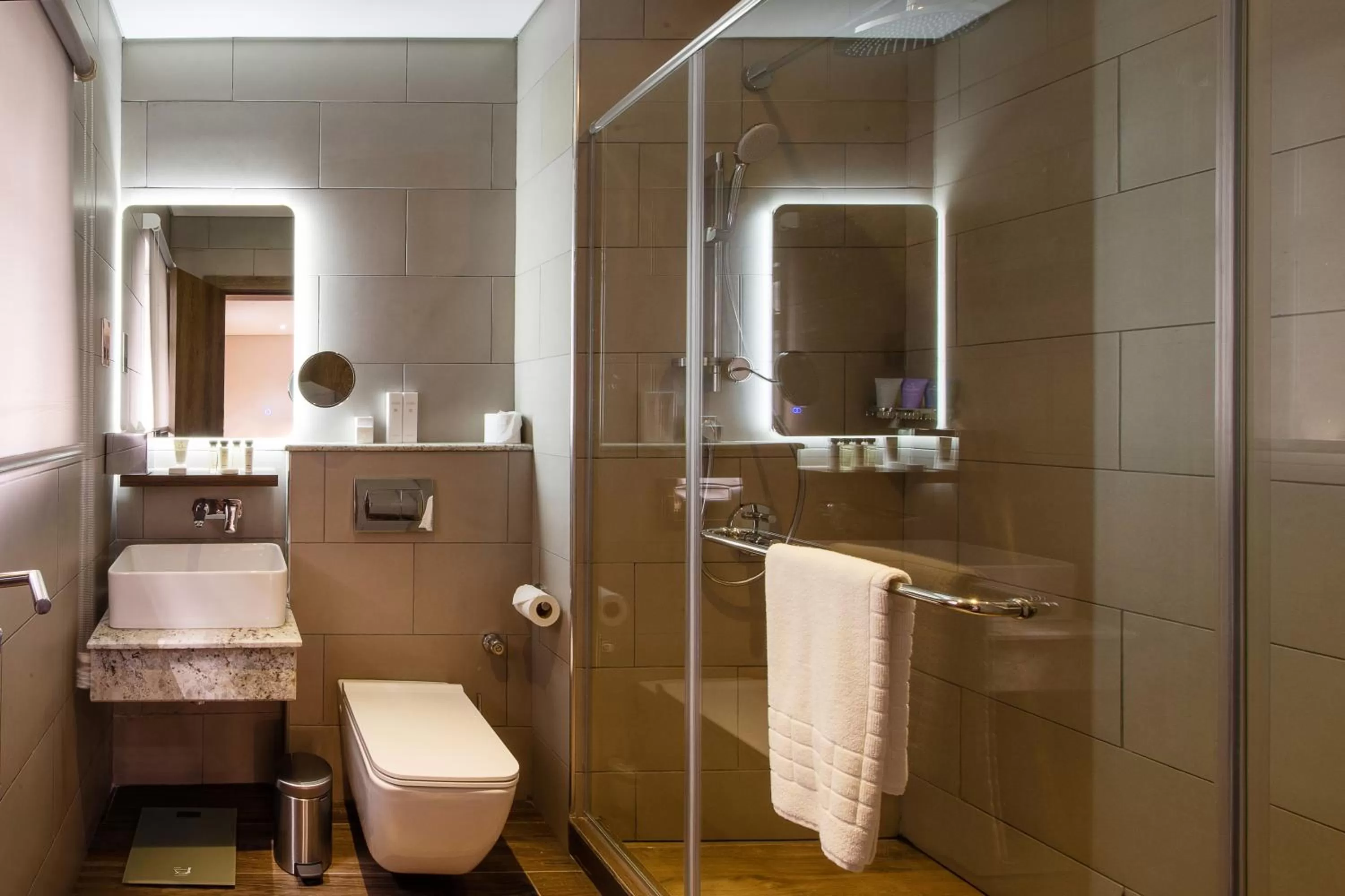 Shower in The White Orchid Hotel