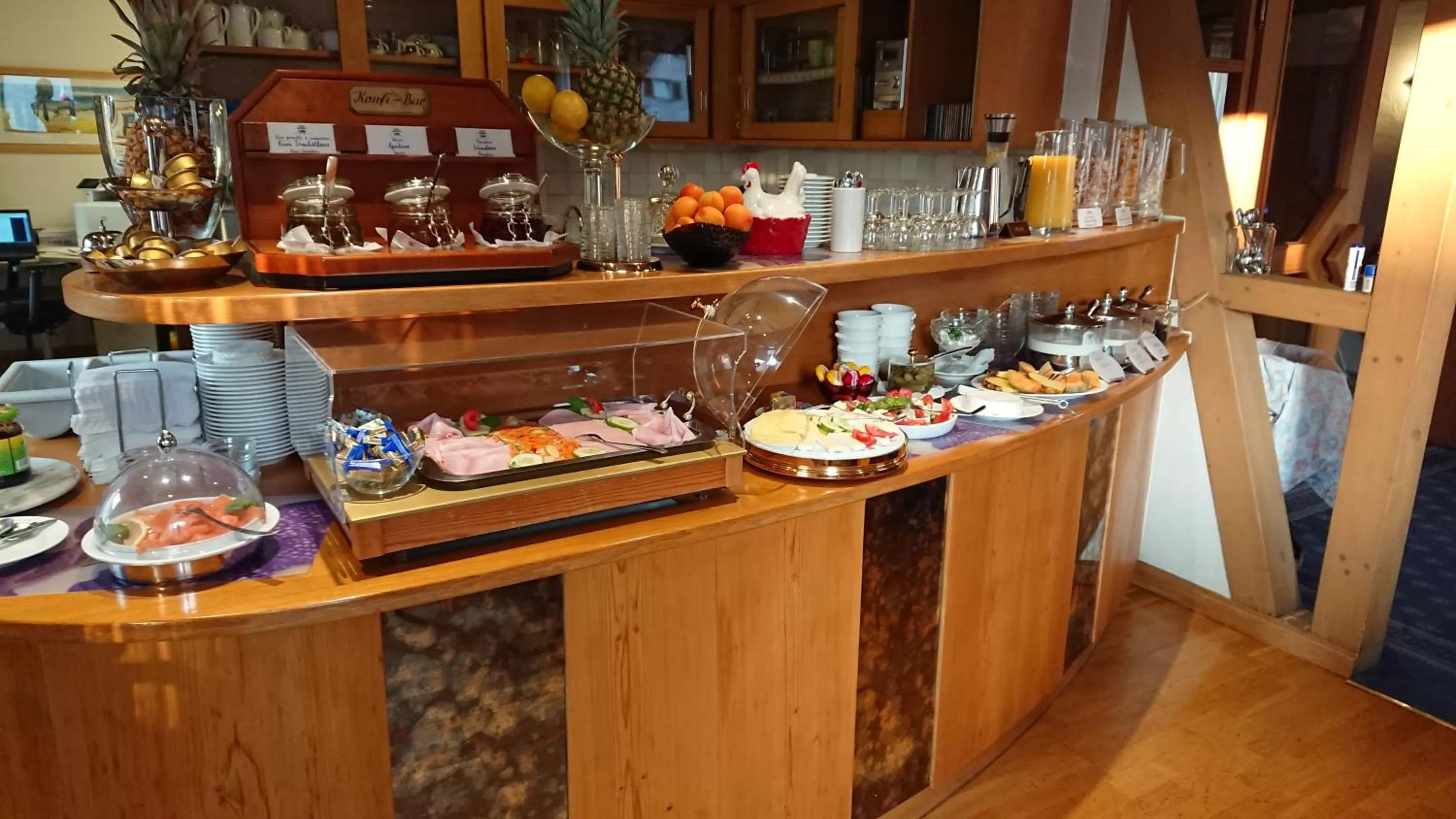 Food and drinks in Hotel Württemberger Hof Garni