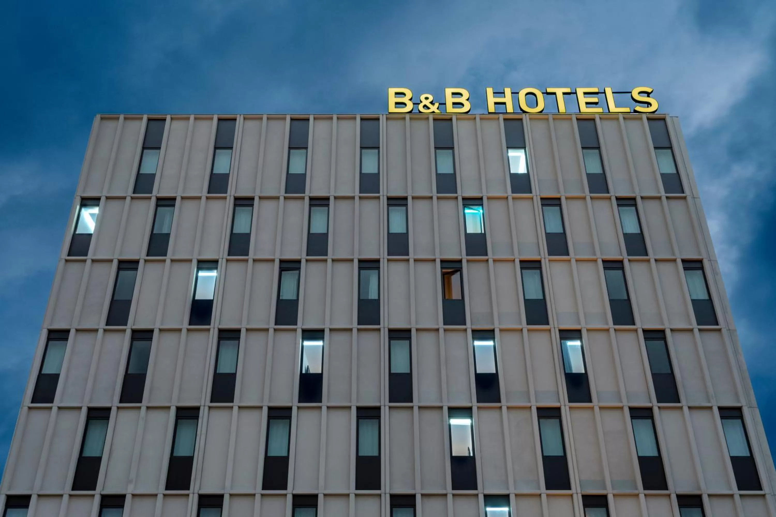 Property building in B&B HOTEL Famalicão