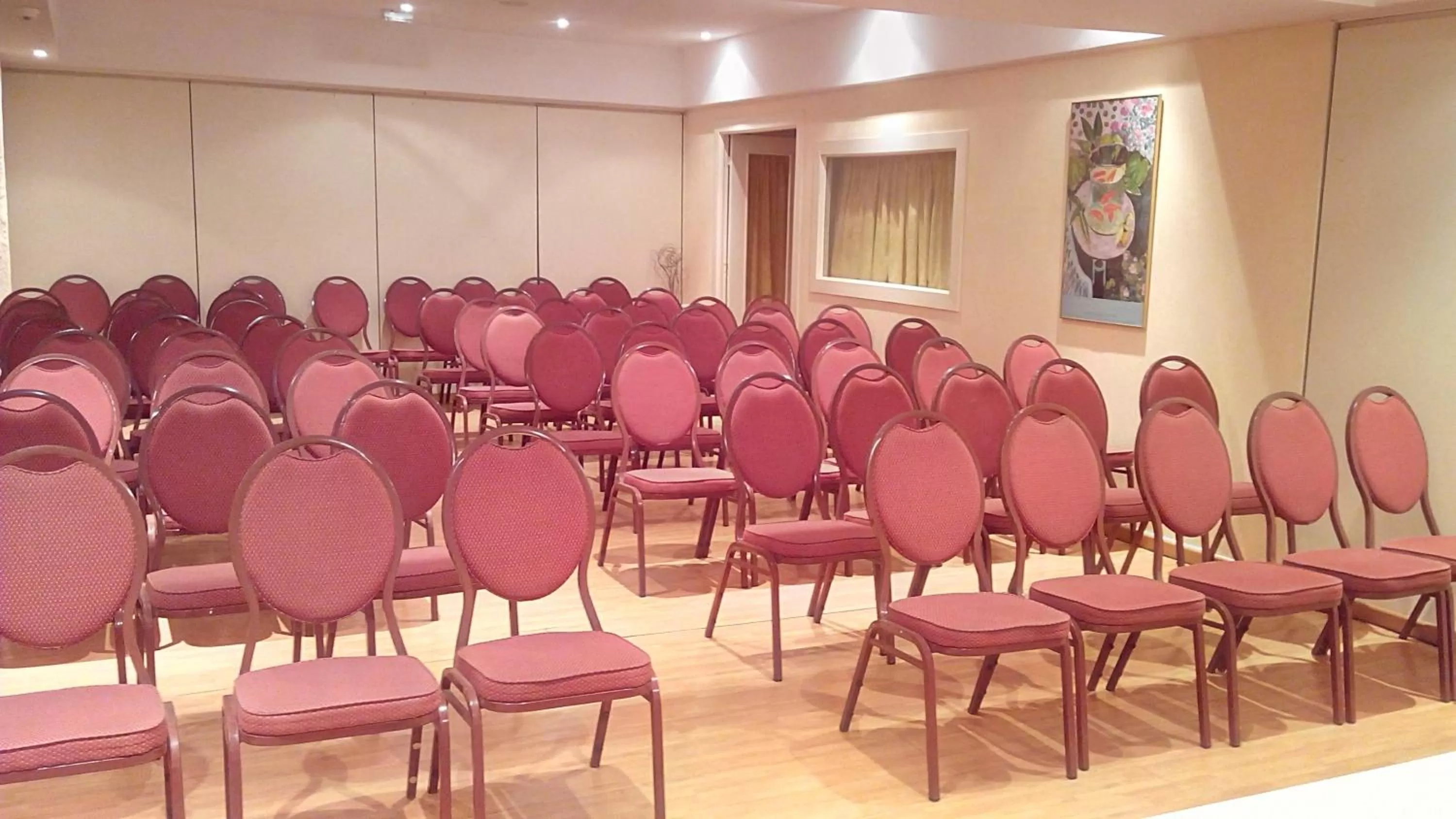 Meeting/conference room in Lloyds Beach Club