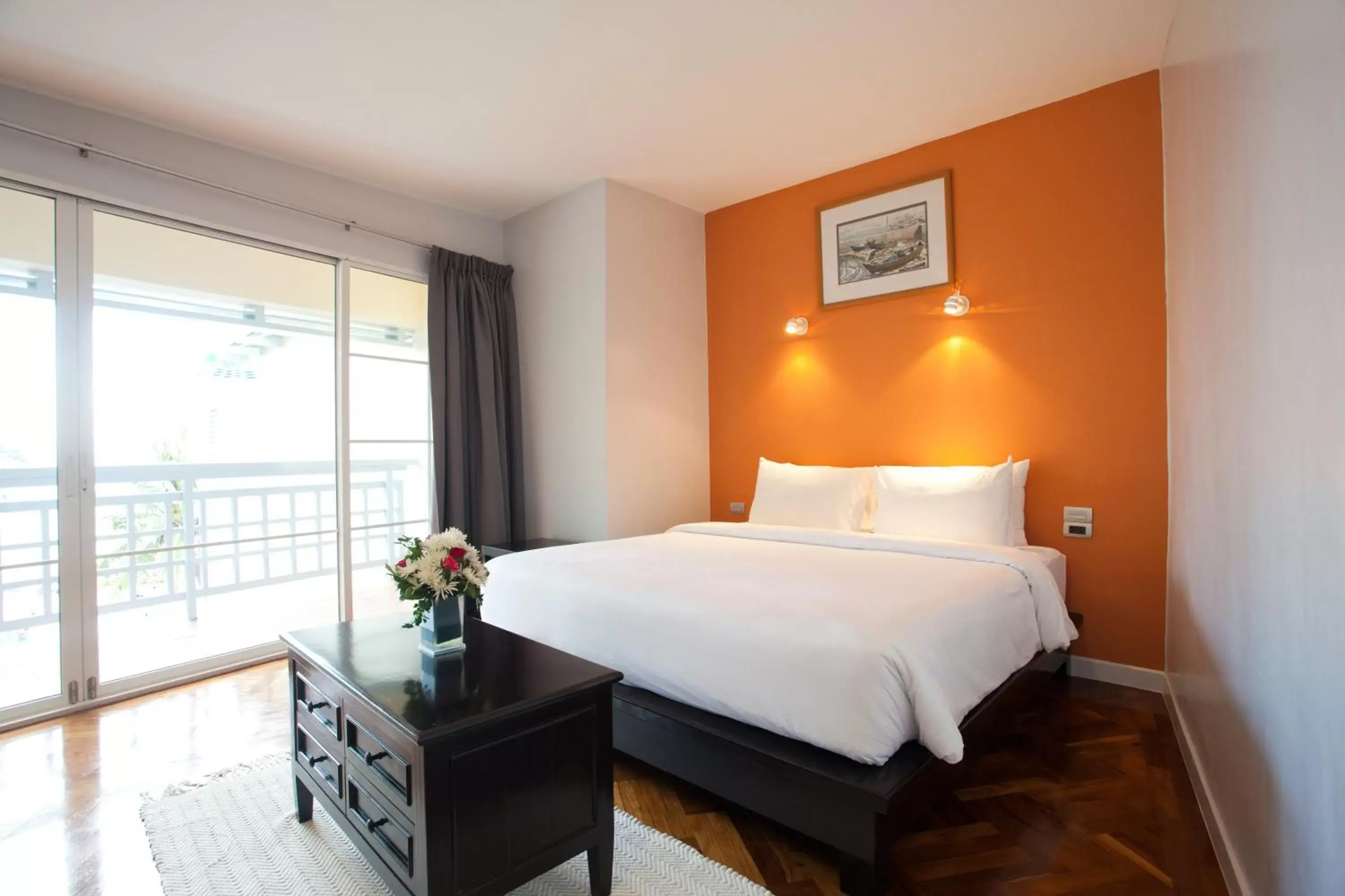 Two-Bedroom Family Duplex in Chom View Hotel, Hua Hin Two-Bedroom Family Duplex in Chom View Hotel, Hua Hin