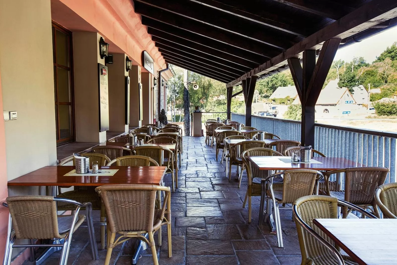 Restaurant/places to eat in Hotel U Lípy