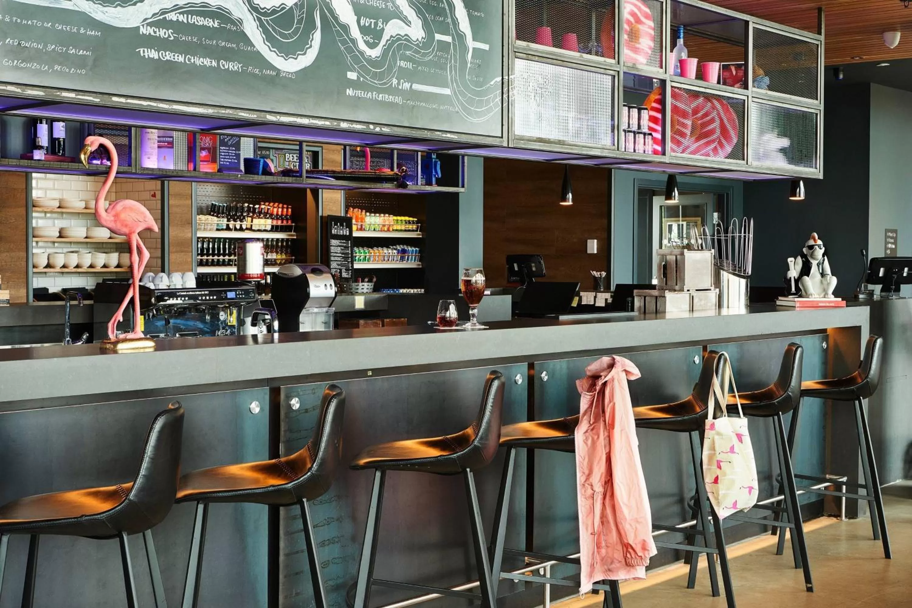 Lounge or bar in Moxy Edinburgh Airport