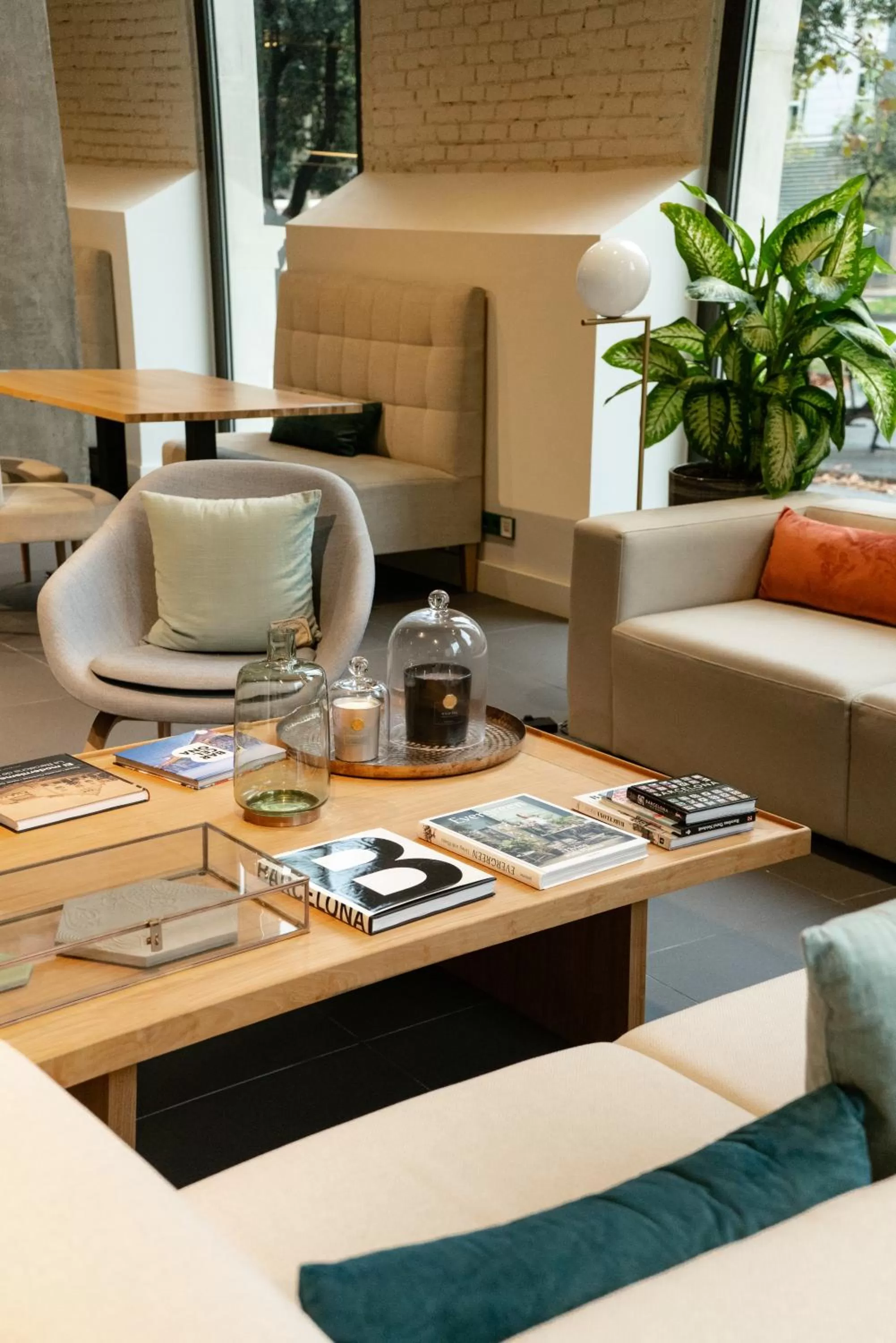 Business facilities in Occidental Diagonal 414