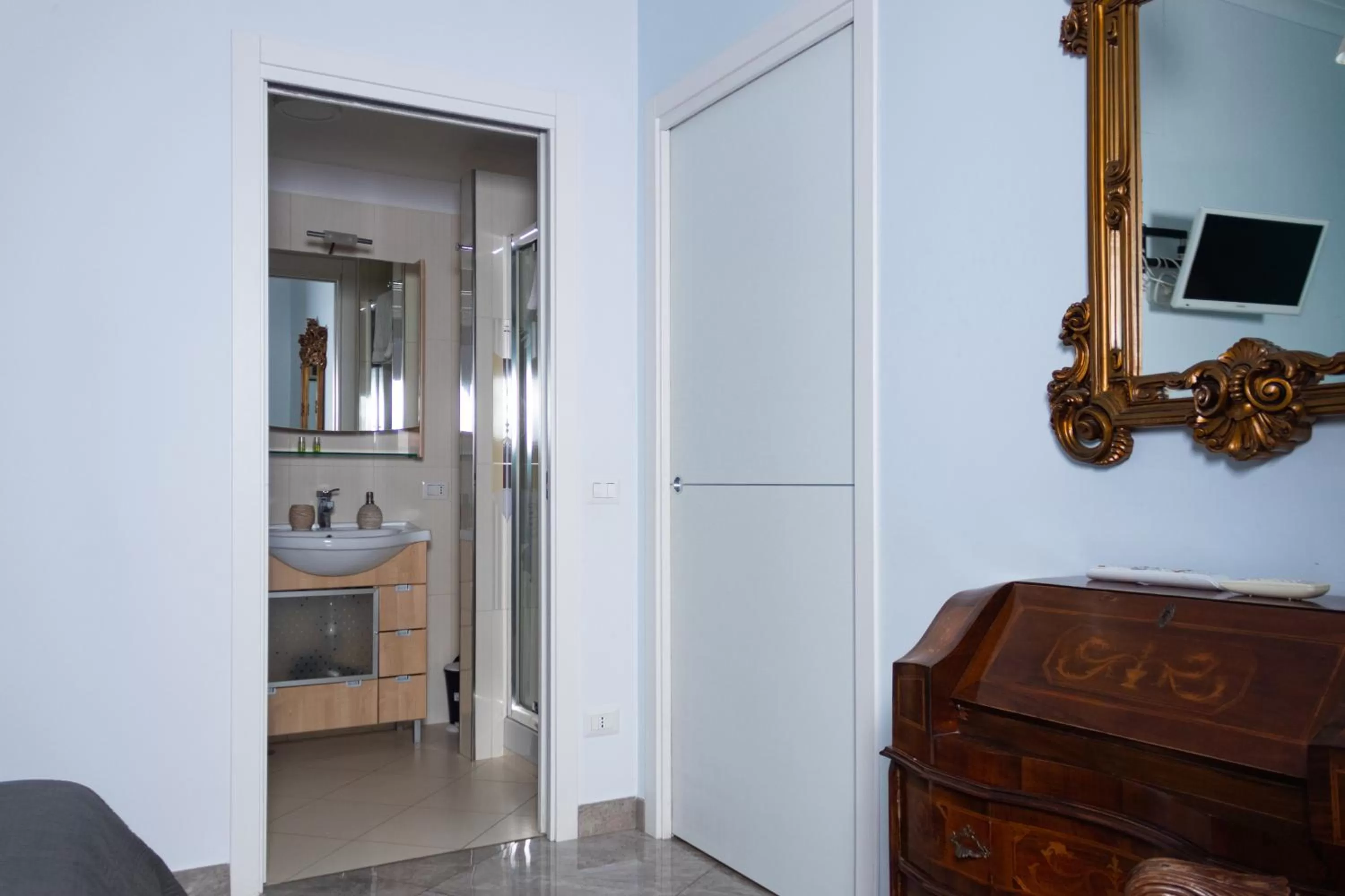 TV and multimedia in Nido Dei Gabbiani