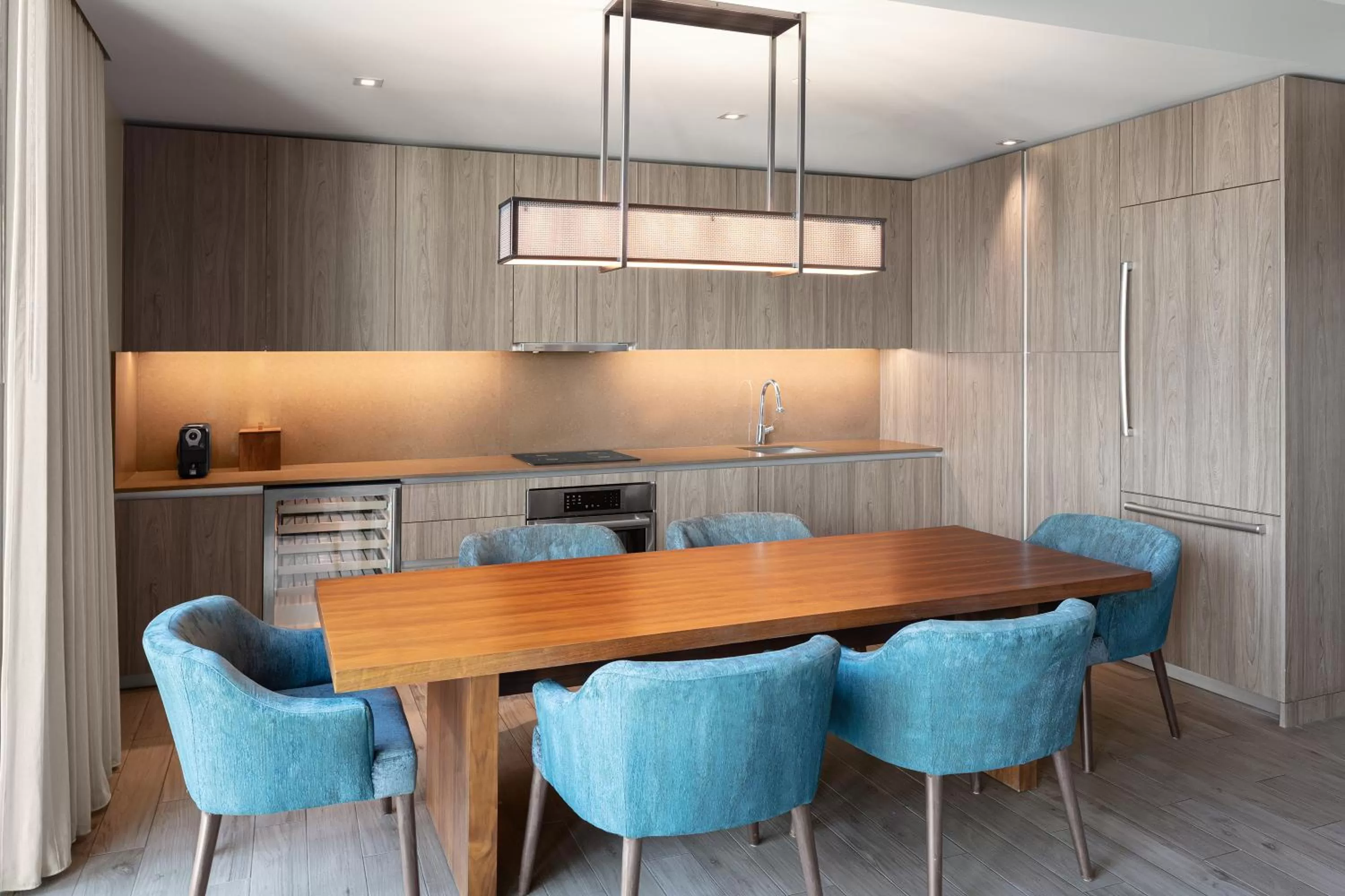 Kitchen or kitchenette in EAST Miami