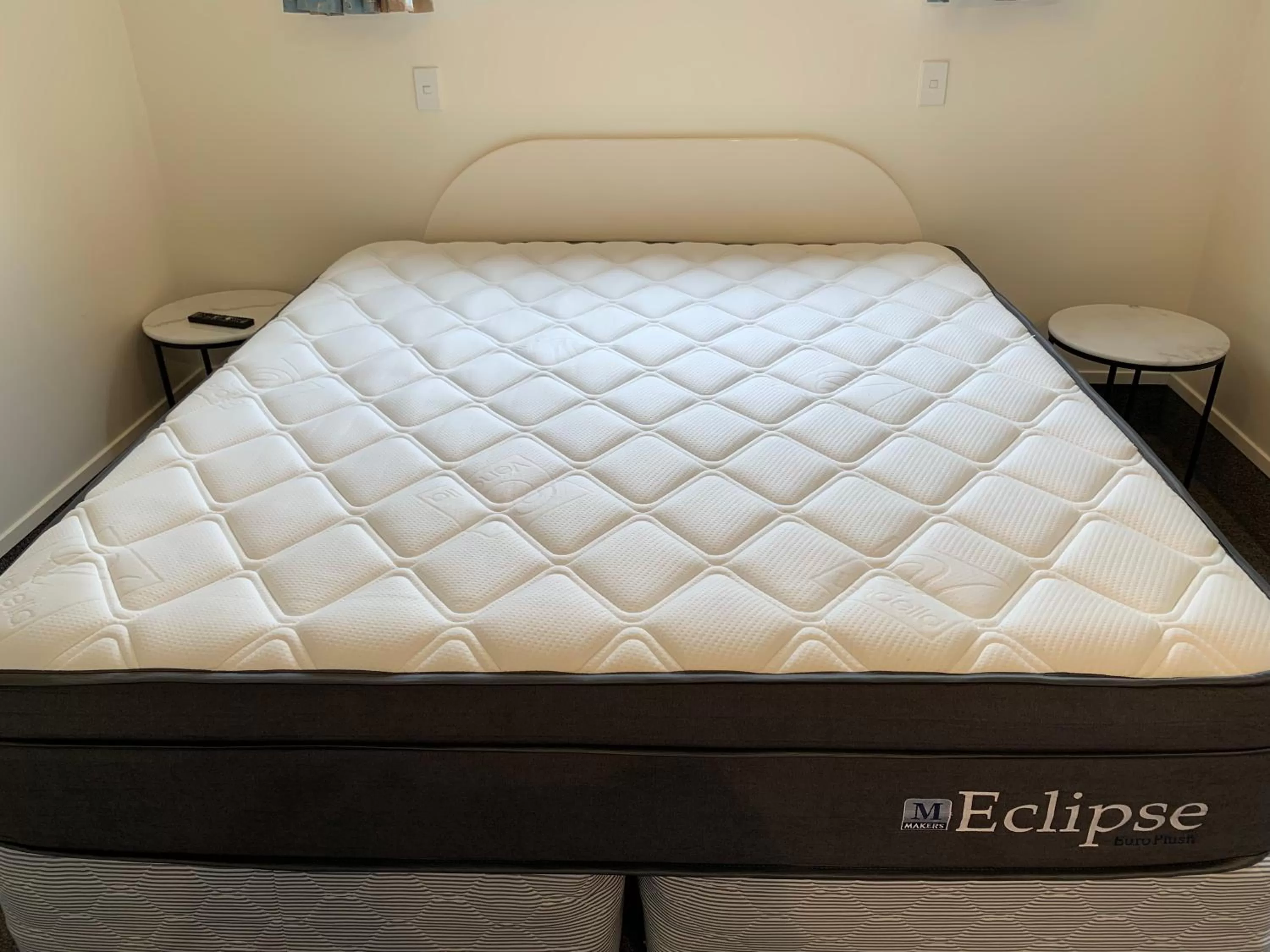 Bed in 755 Regal Court Motel