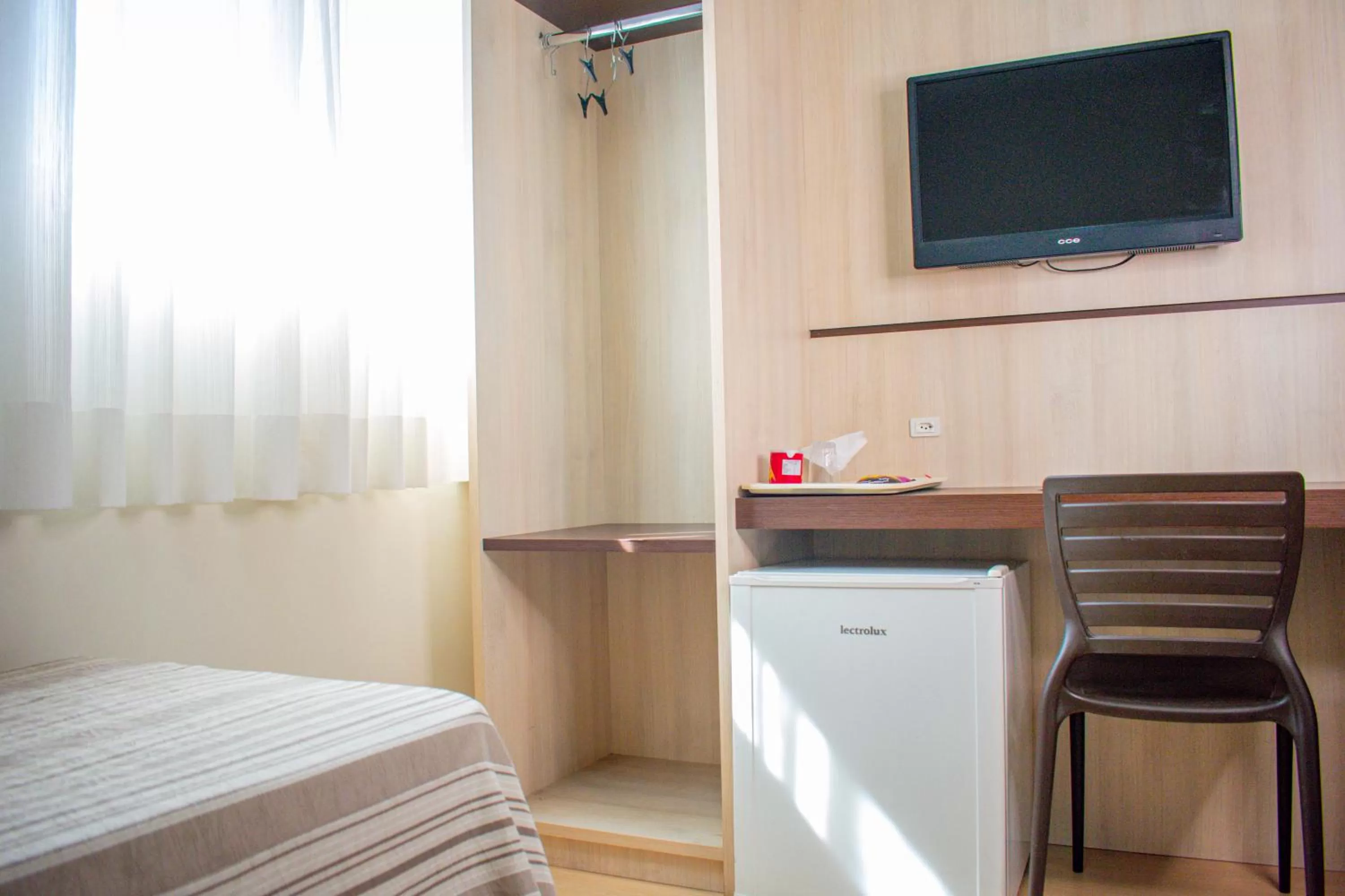 TV and multimedia, Bed in Barigui Park Hotel