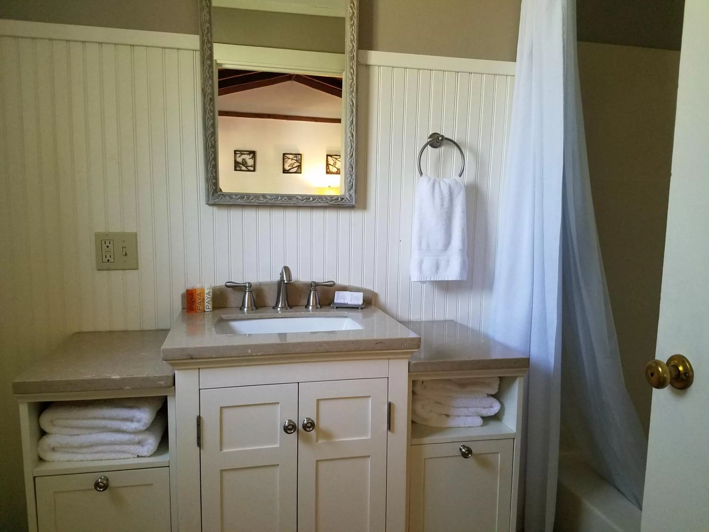 China Creek Cottages