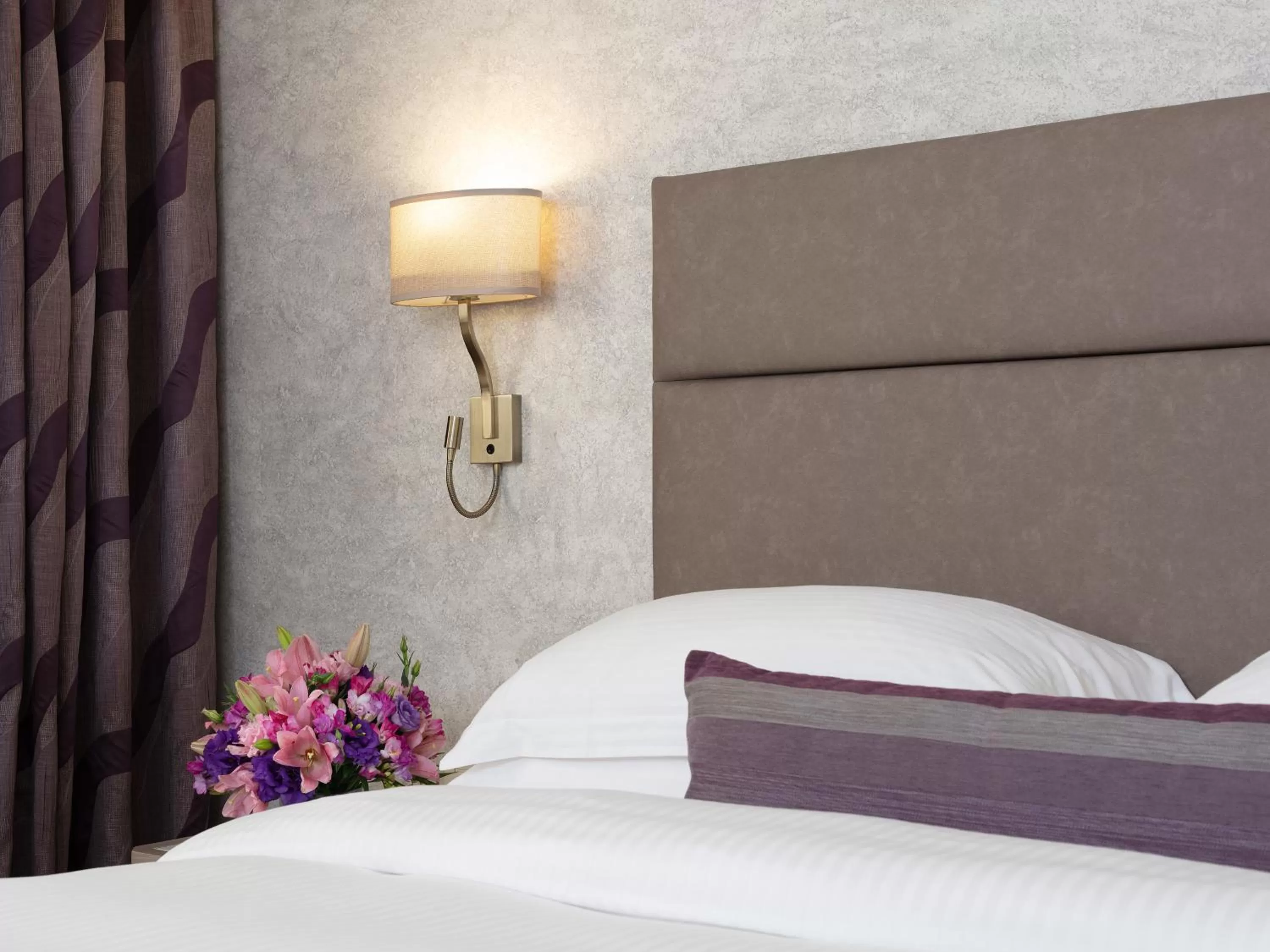 Bed in Gefinor Rotana – Beirut