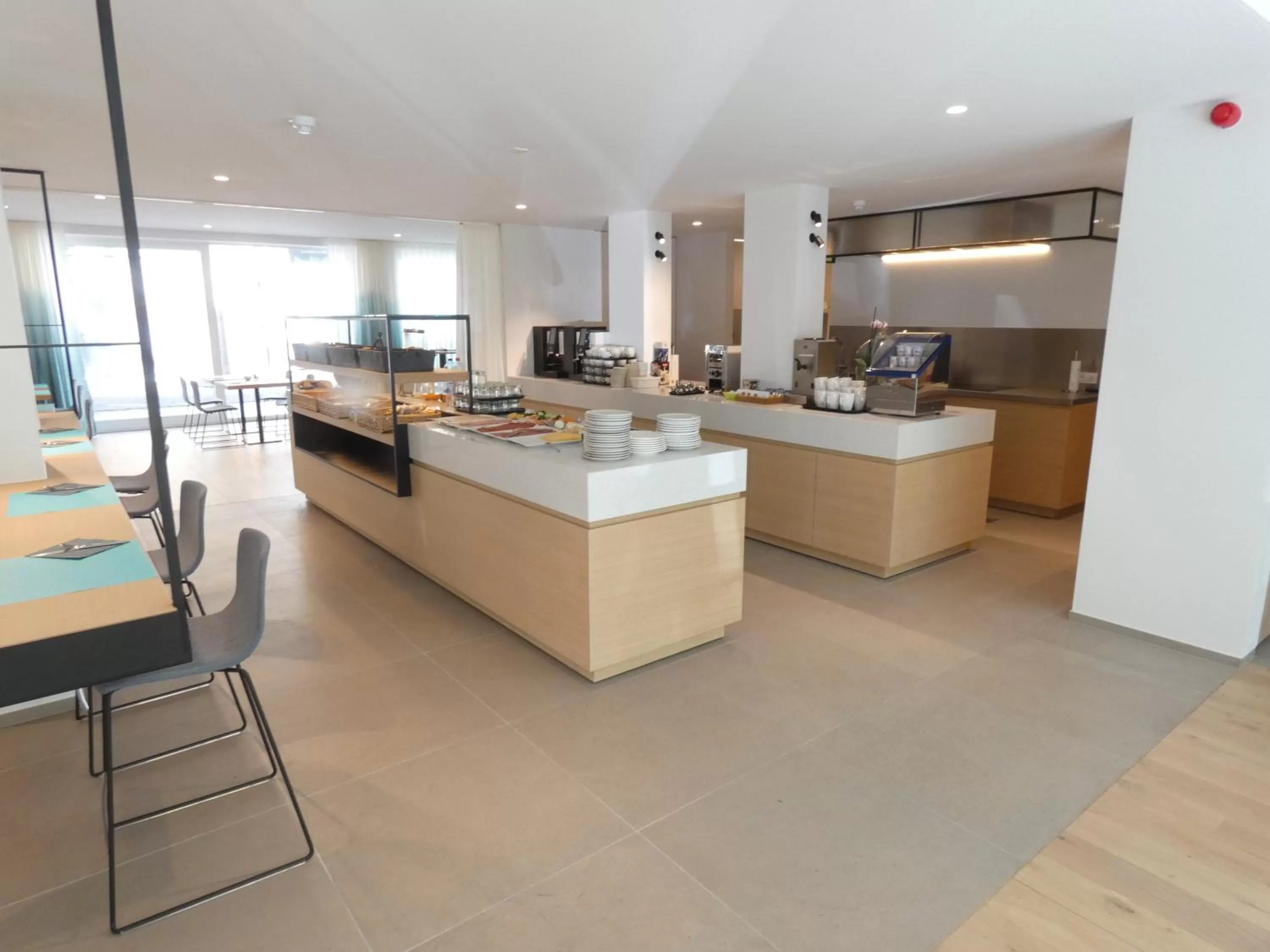 Continental breakfast in Parkhotel Roeselare