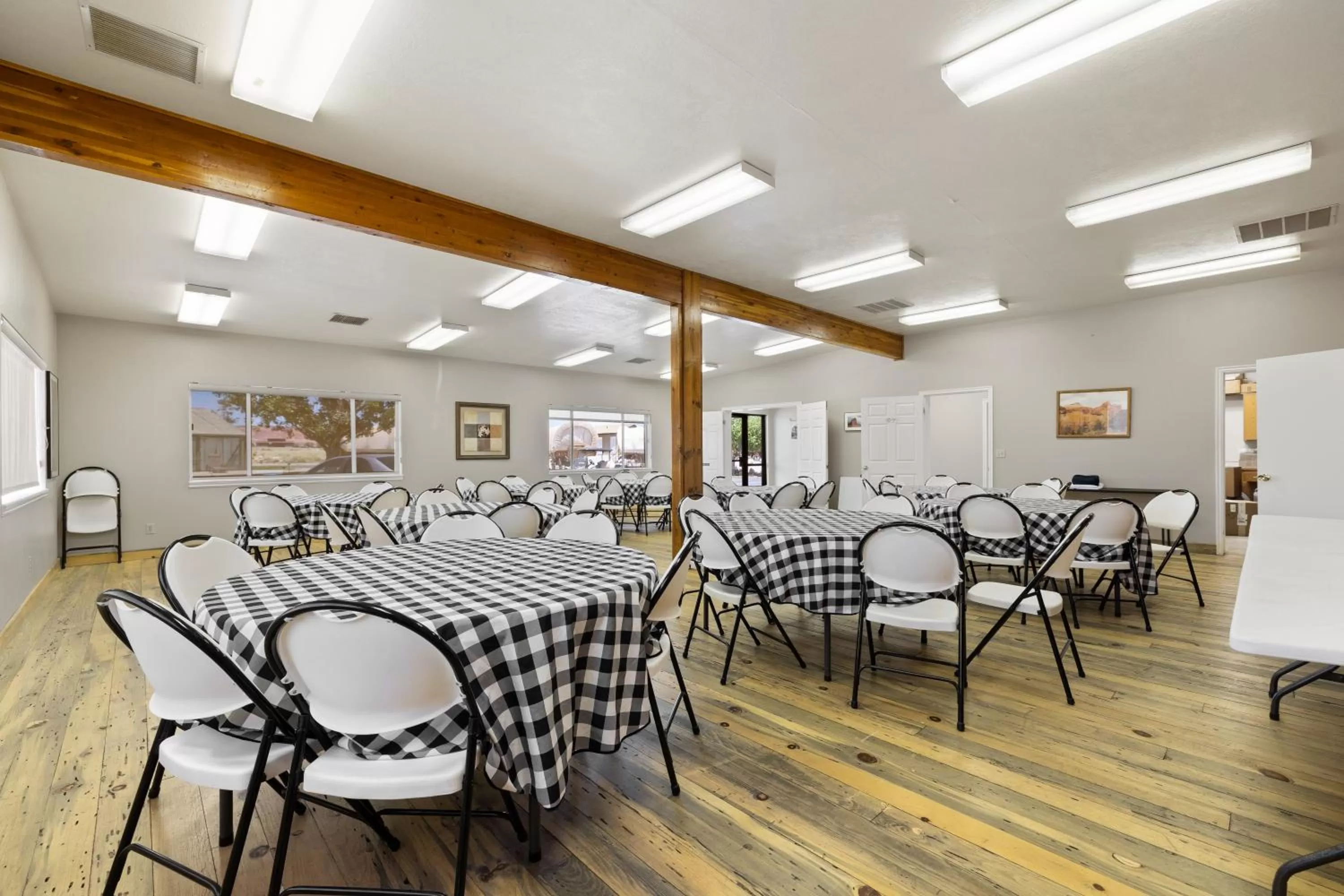 Meeting/conference room in Broken Spur Inn & Steakhouse