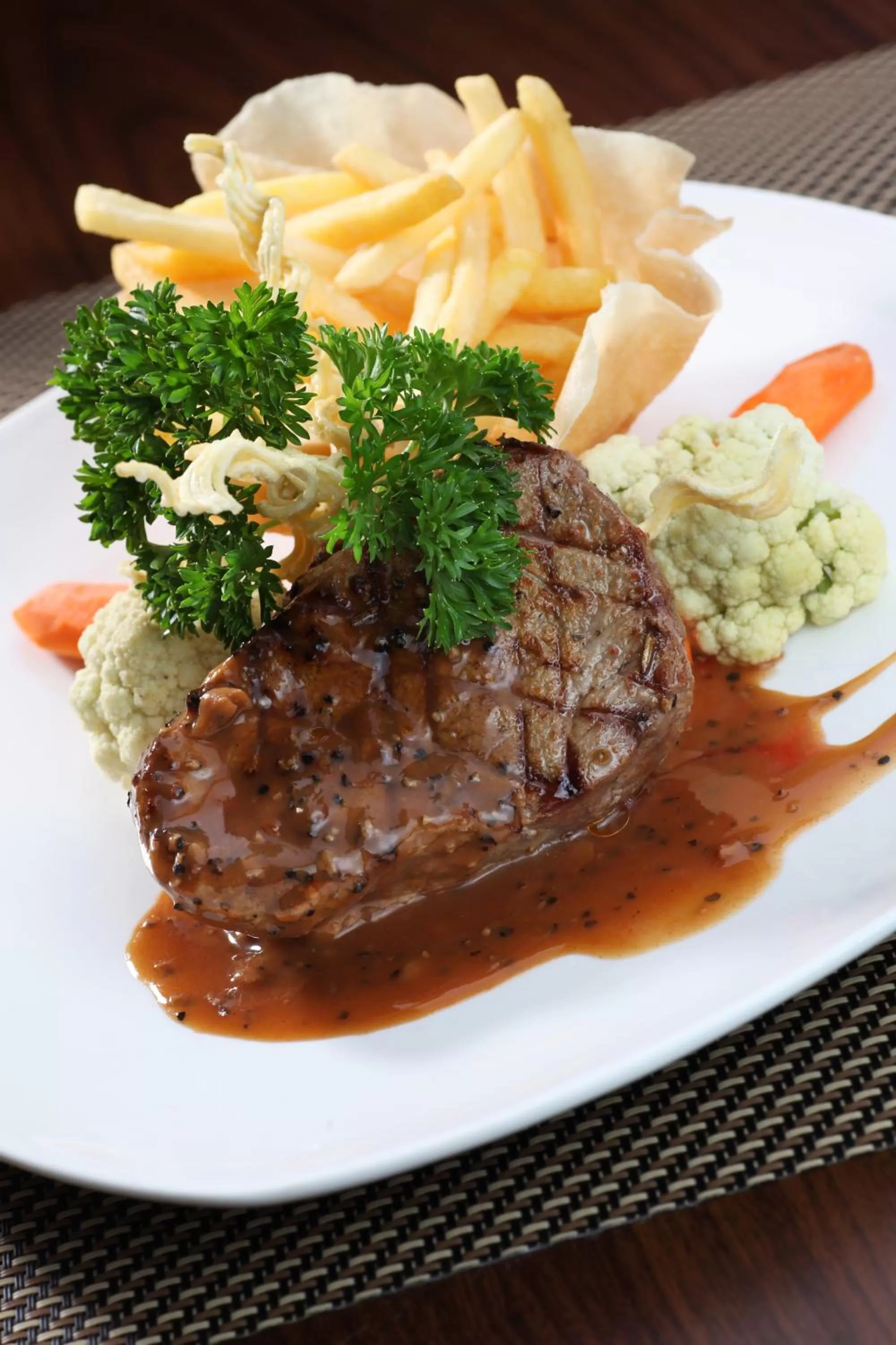 Dinner in Swiss-Belinn Panakkukang