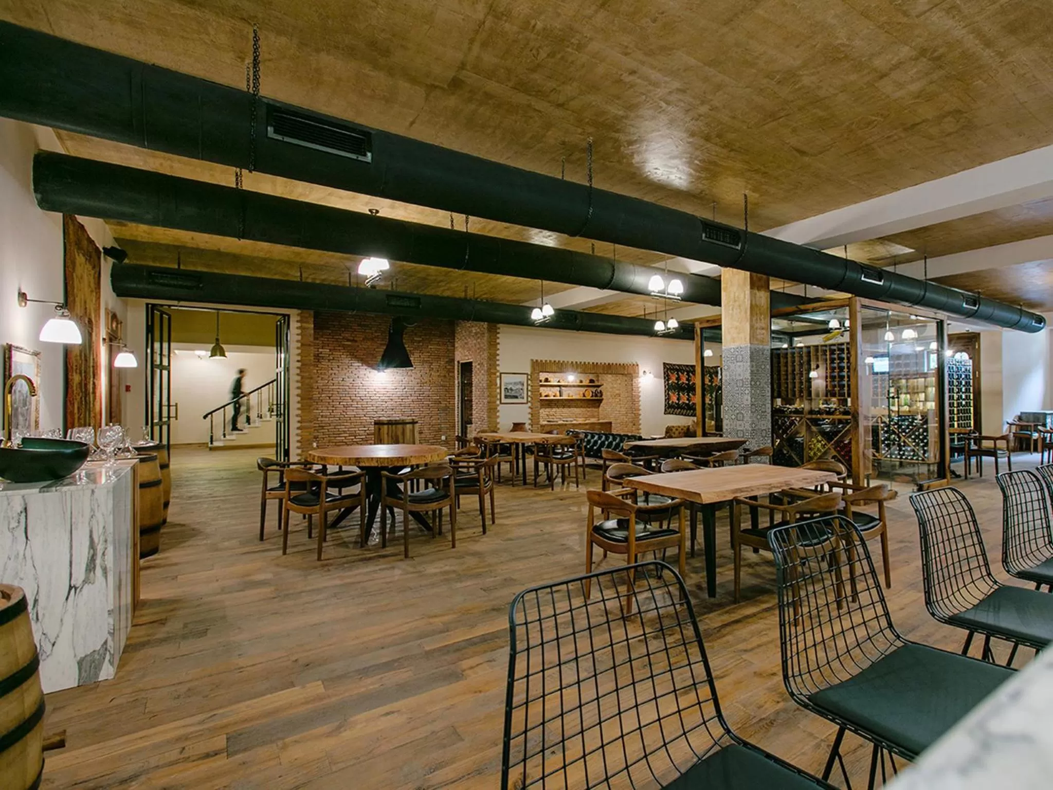 Restaurant/places to eat in Museum Hotel