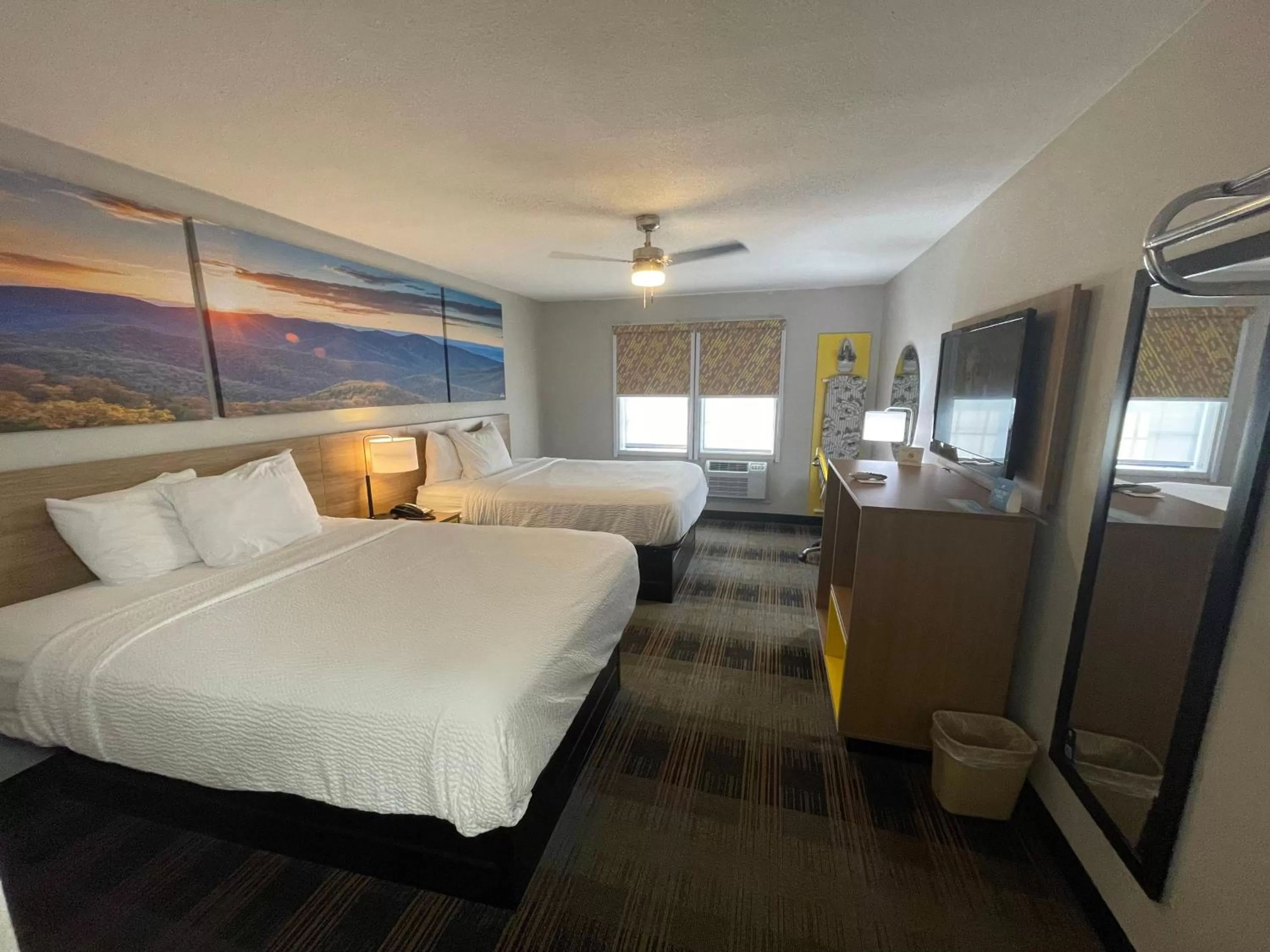 Bed in Days Inn by Wyndham Holladay