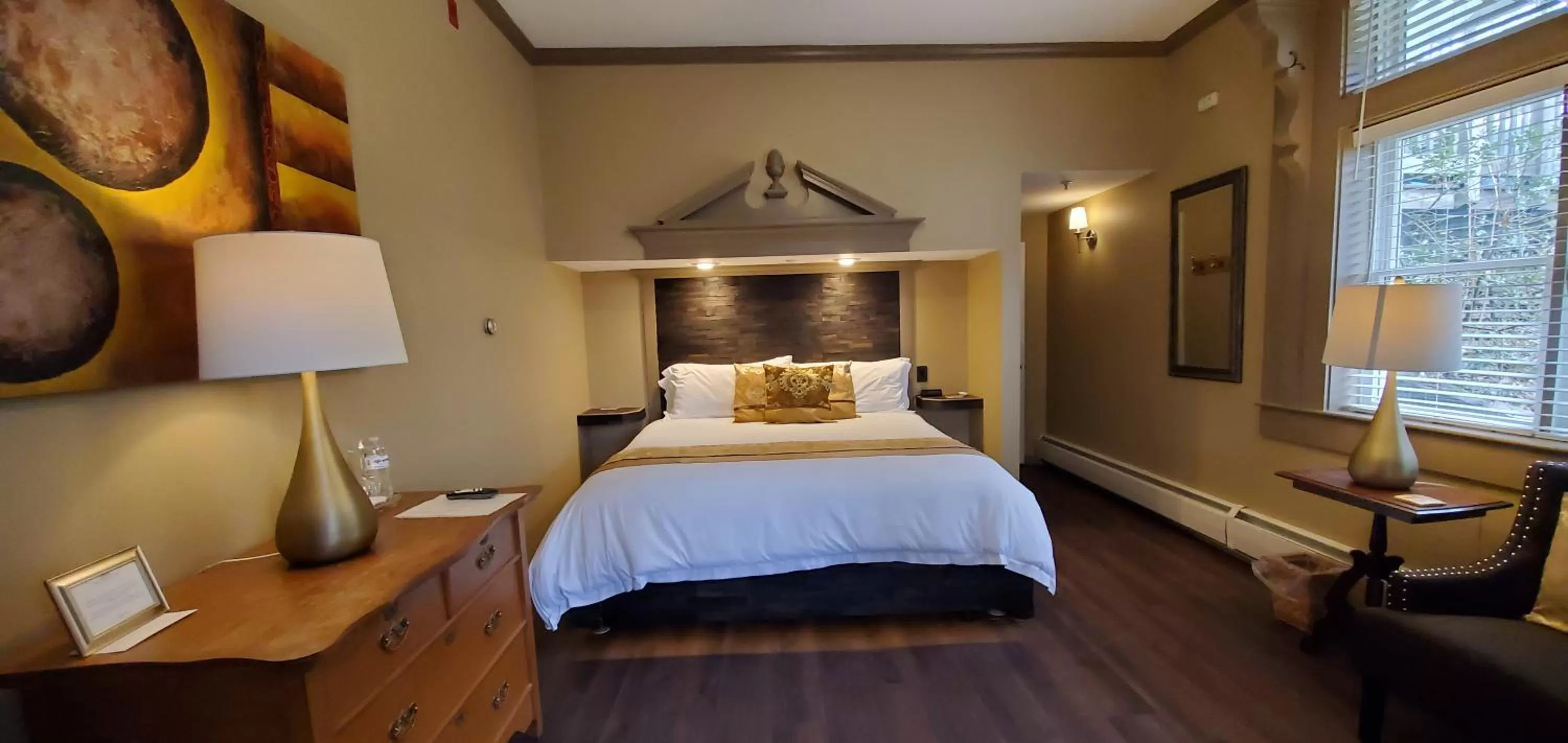 Bed in Blackberry Inn