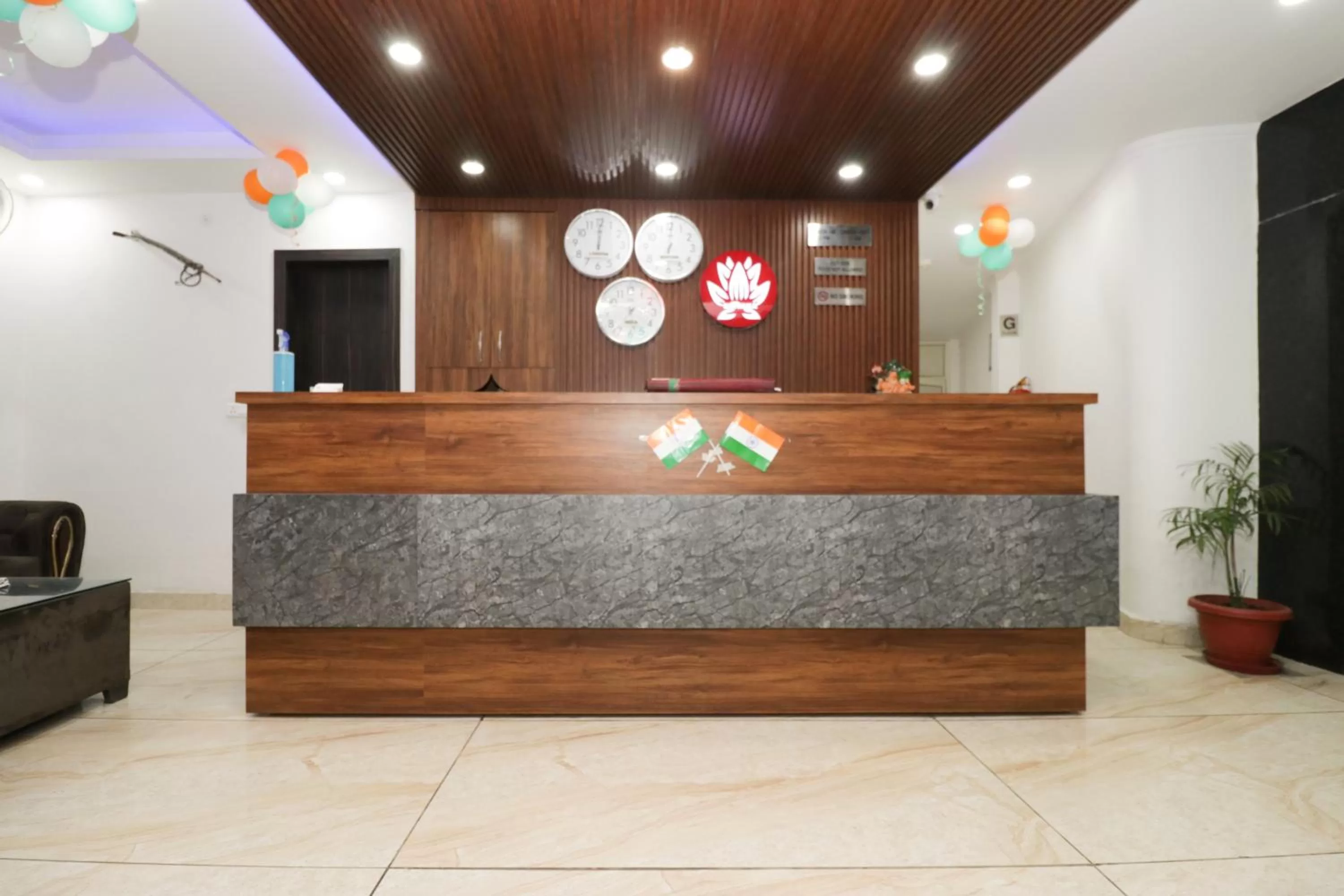 Lobby or reception in Airport Hotel Shivaka Inn