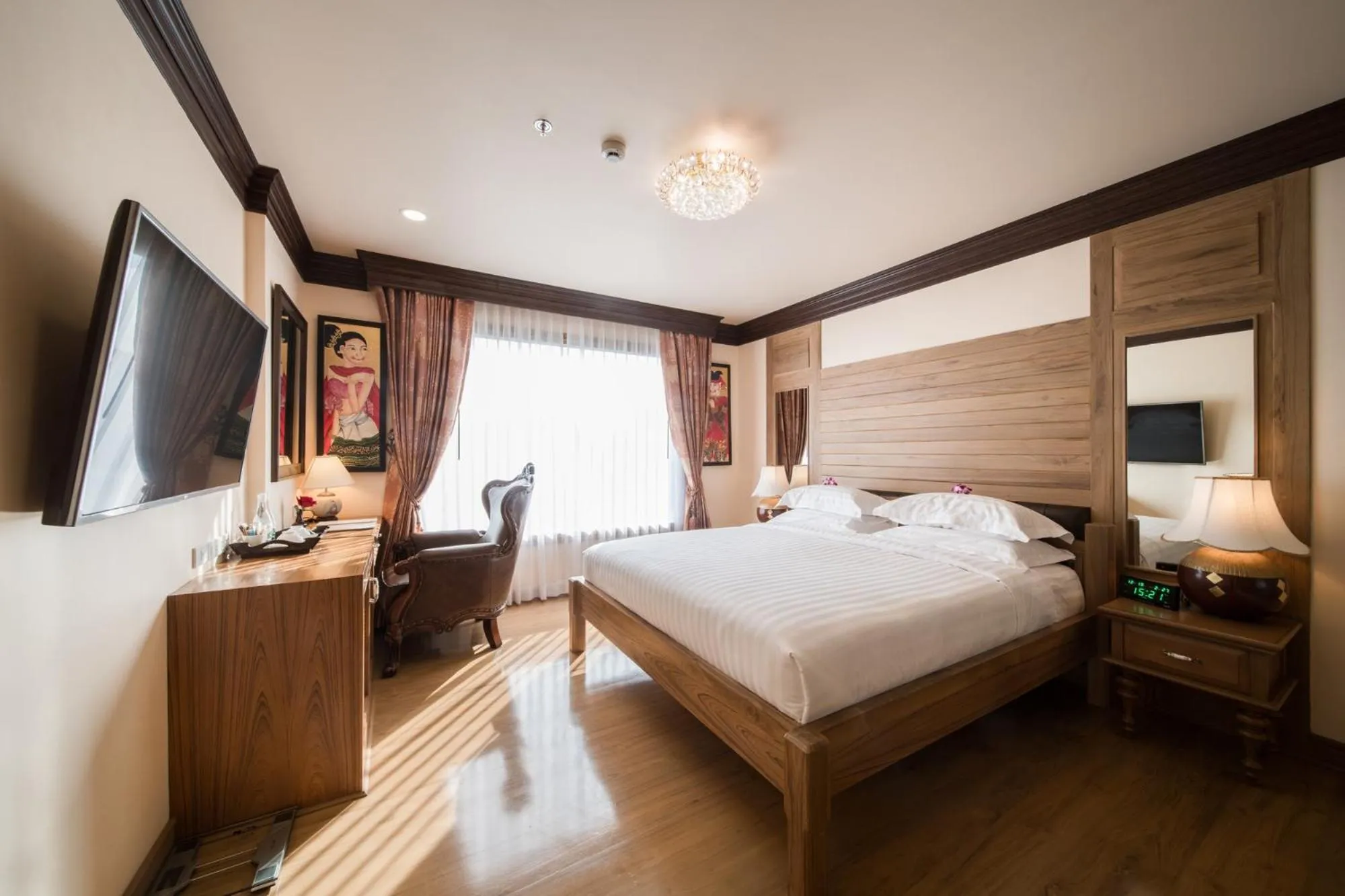 Photo of the whole room, Bed in Peak Nimman Prestige Hotel