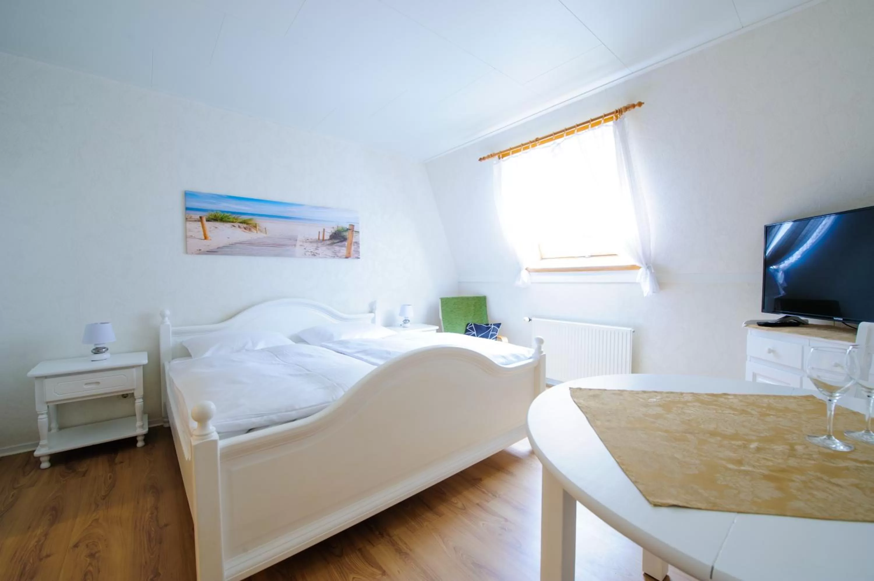 Photo of the whole room, Bed in Hotel Forsthaus Sellin