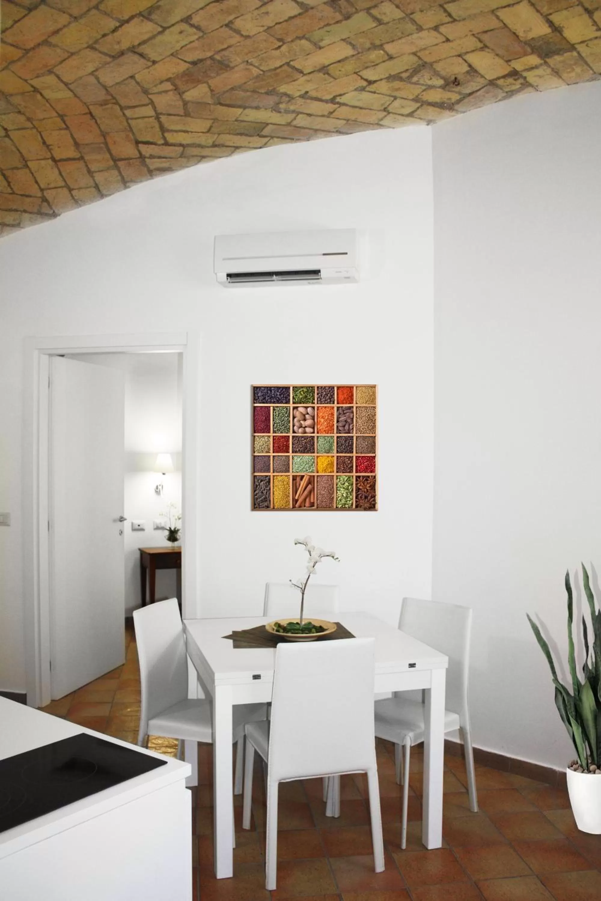 Dining area in Roma Resort Colosseum