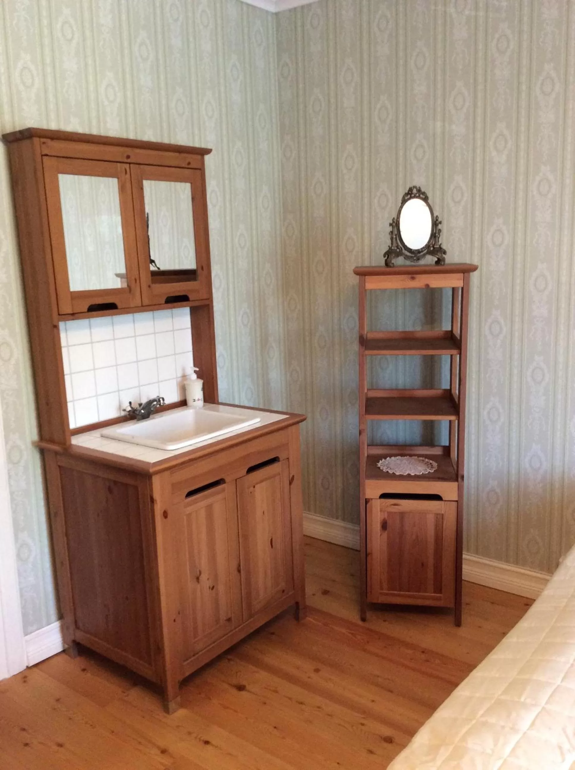 Decorative detail in Tiittalan Kartano