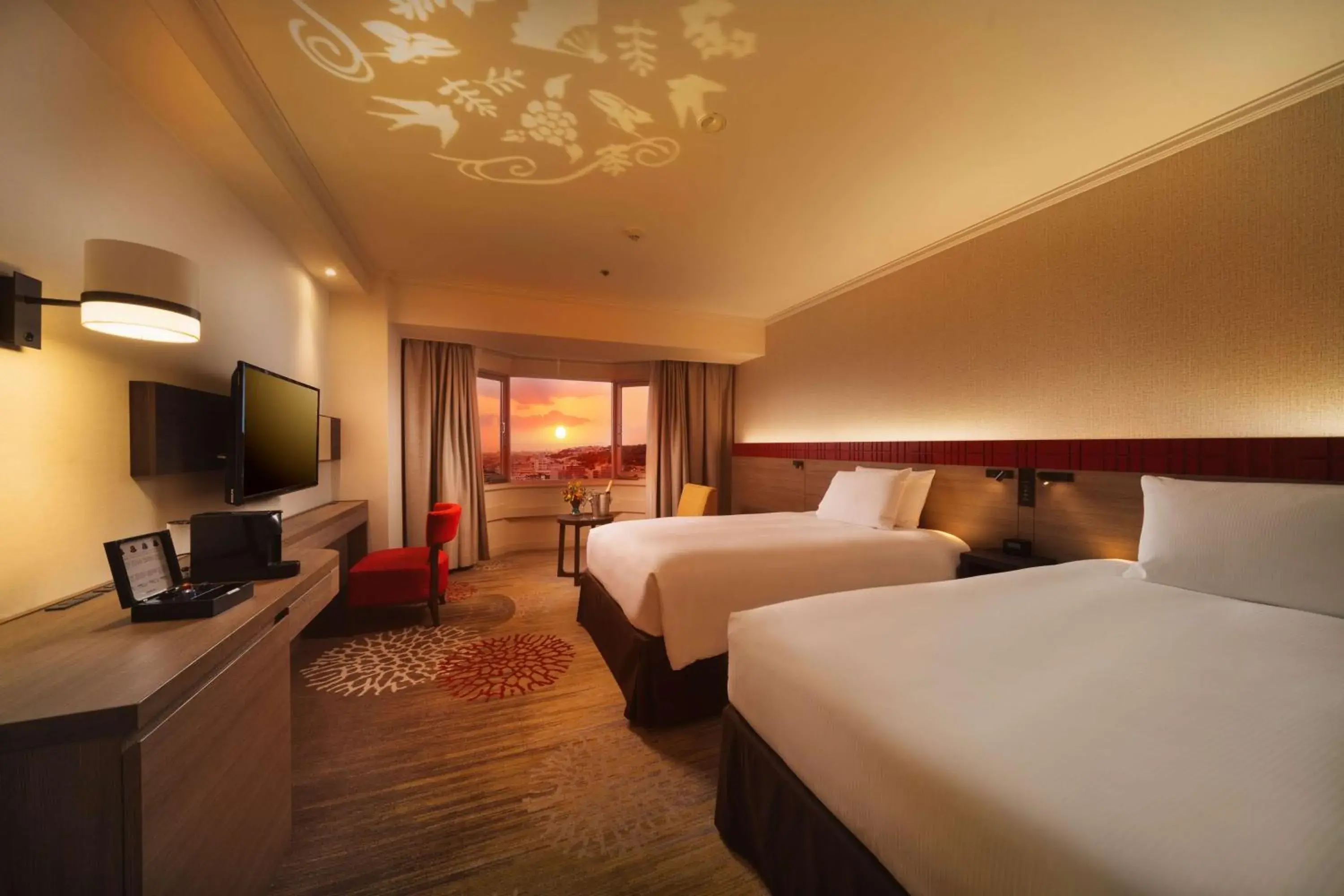 Premium Deluxe Twin Room in DoubleTree by Hilton Naha Shuri Castle Premium Deluxe Twin Room in DoubleTree by Hilton Naha Shuri Castle