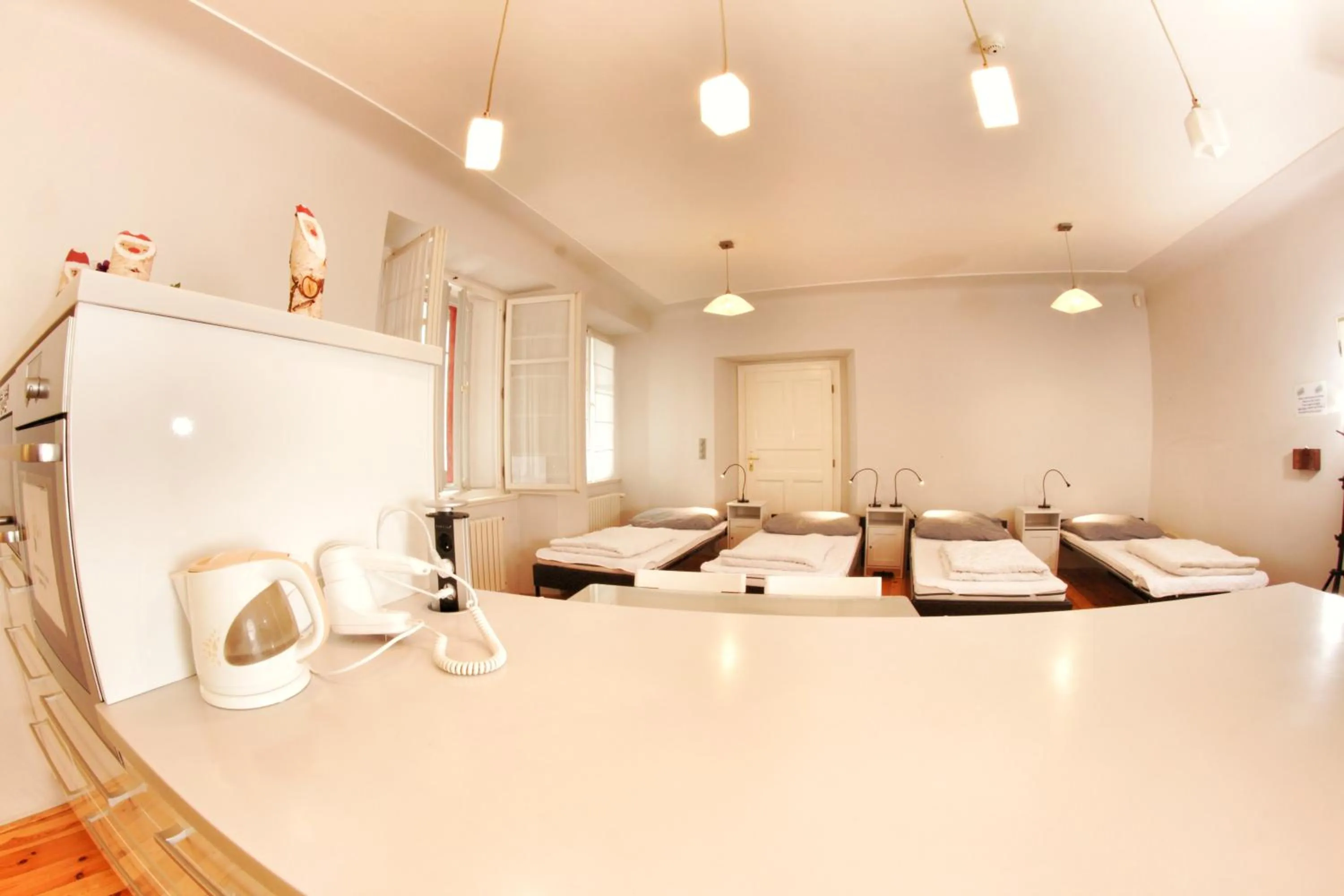 Bed in Hostel HOMEr - Old Town Square