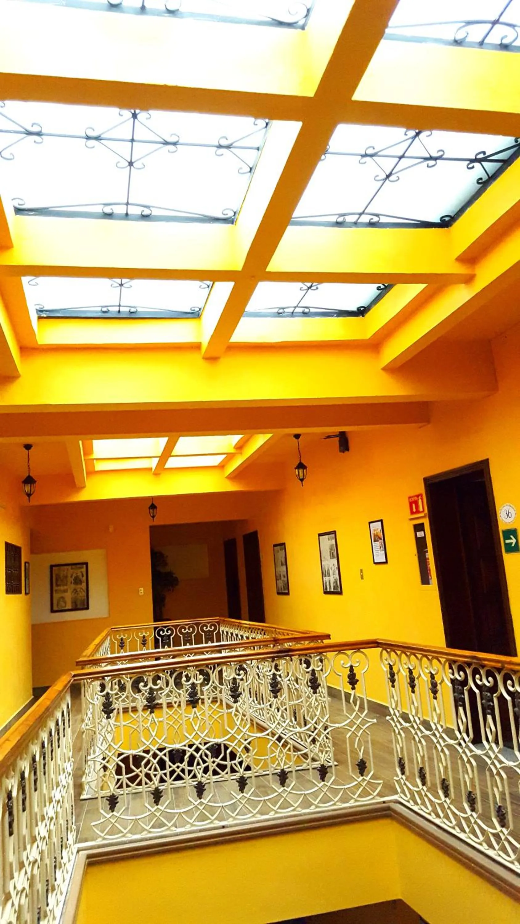 Inner courtyard view in Hotel Posada Santa Fe