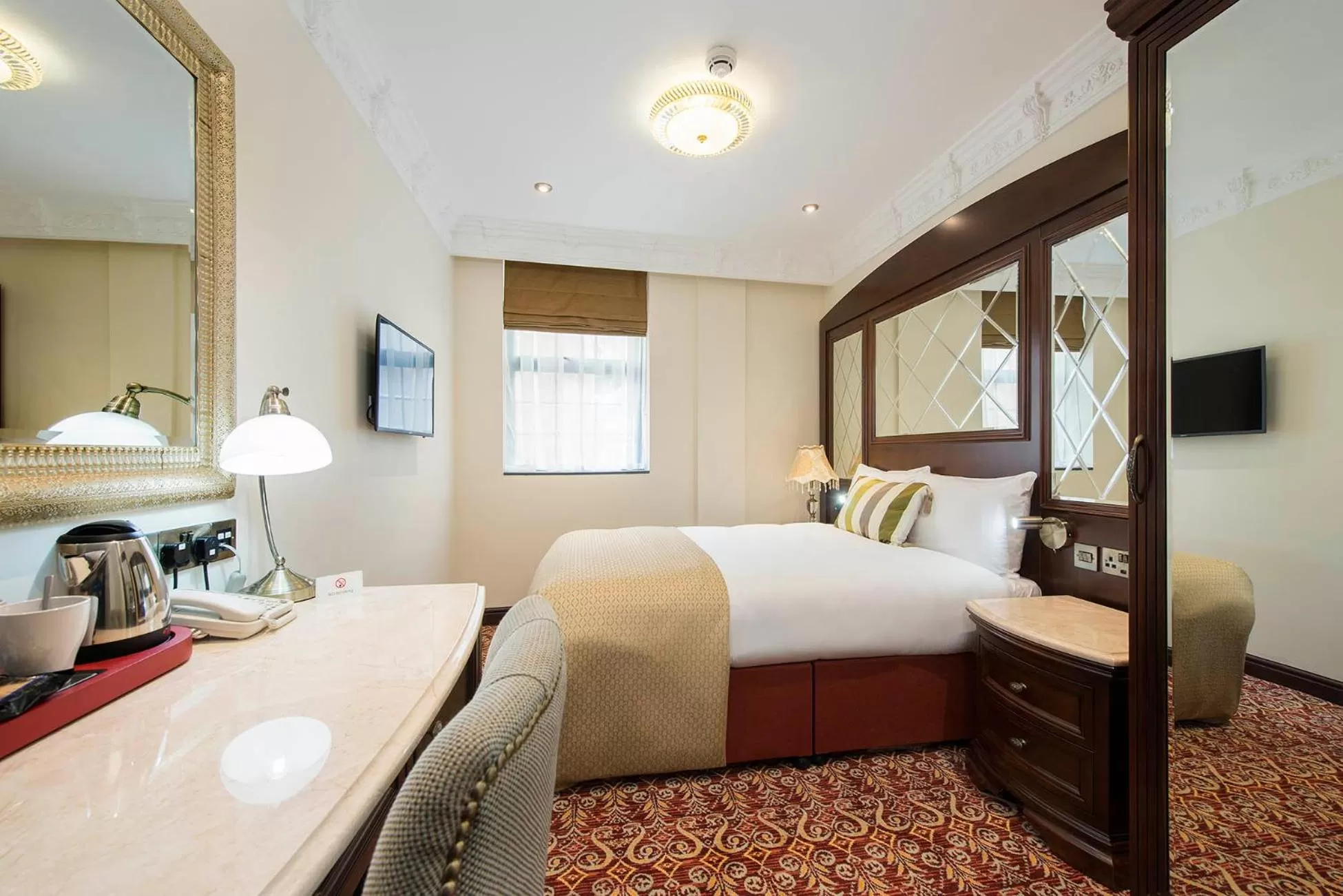 Bed in The George Street Hotel