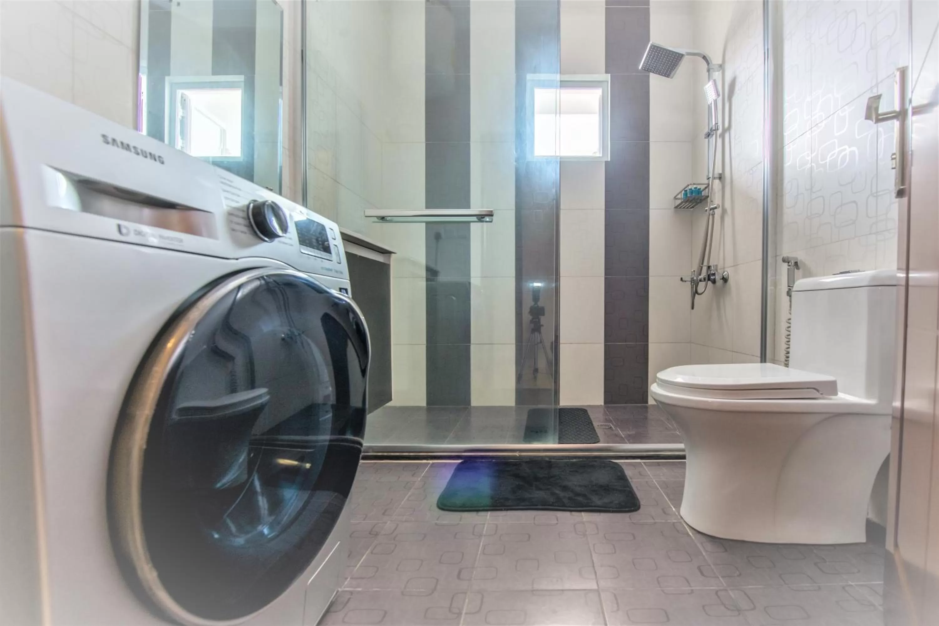 Bathroom in Montecito Apartments
