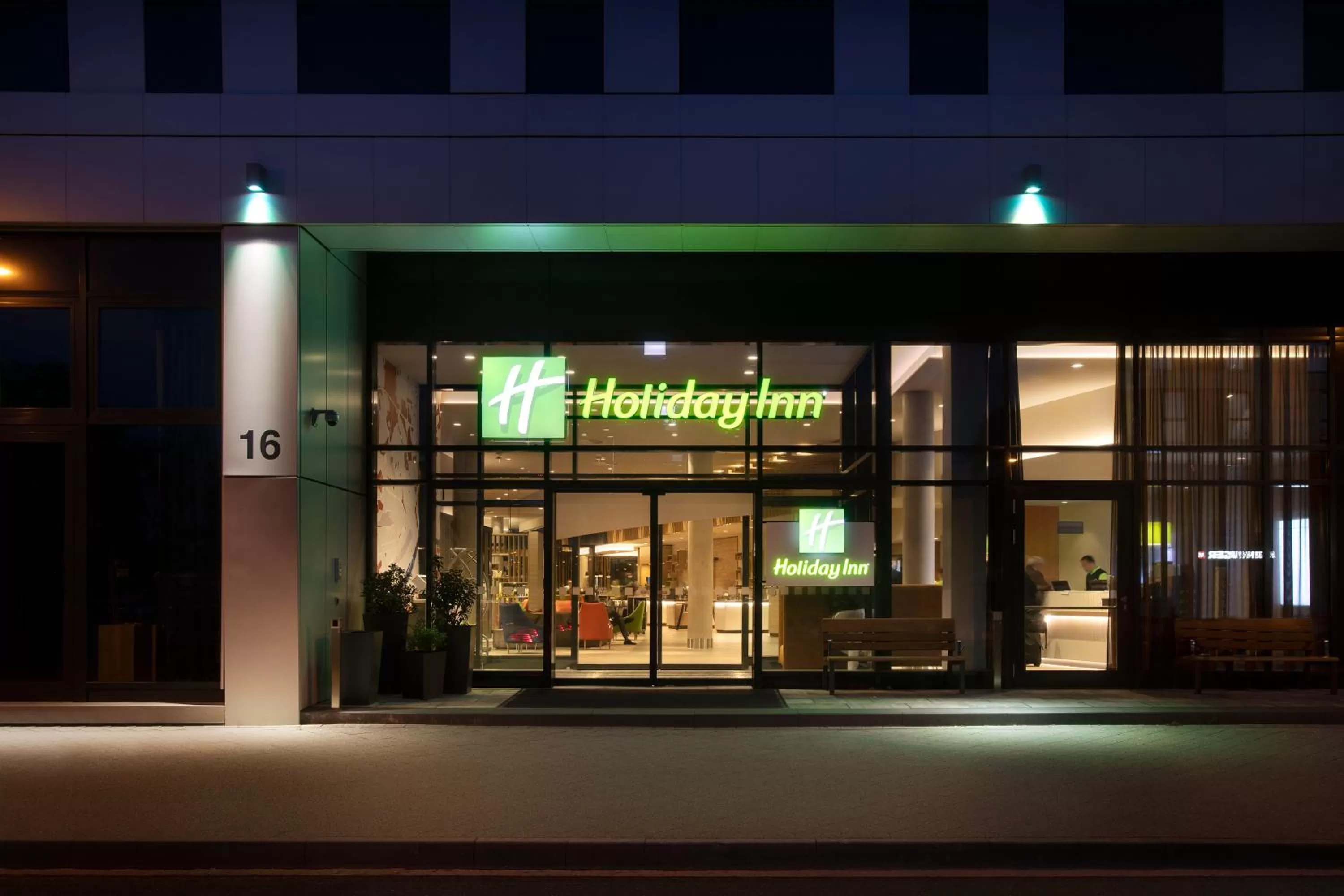 Property building in Holiday Inn Frankfurt Airport by IHG