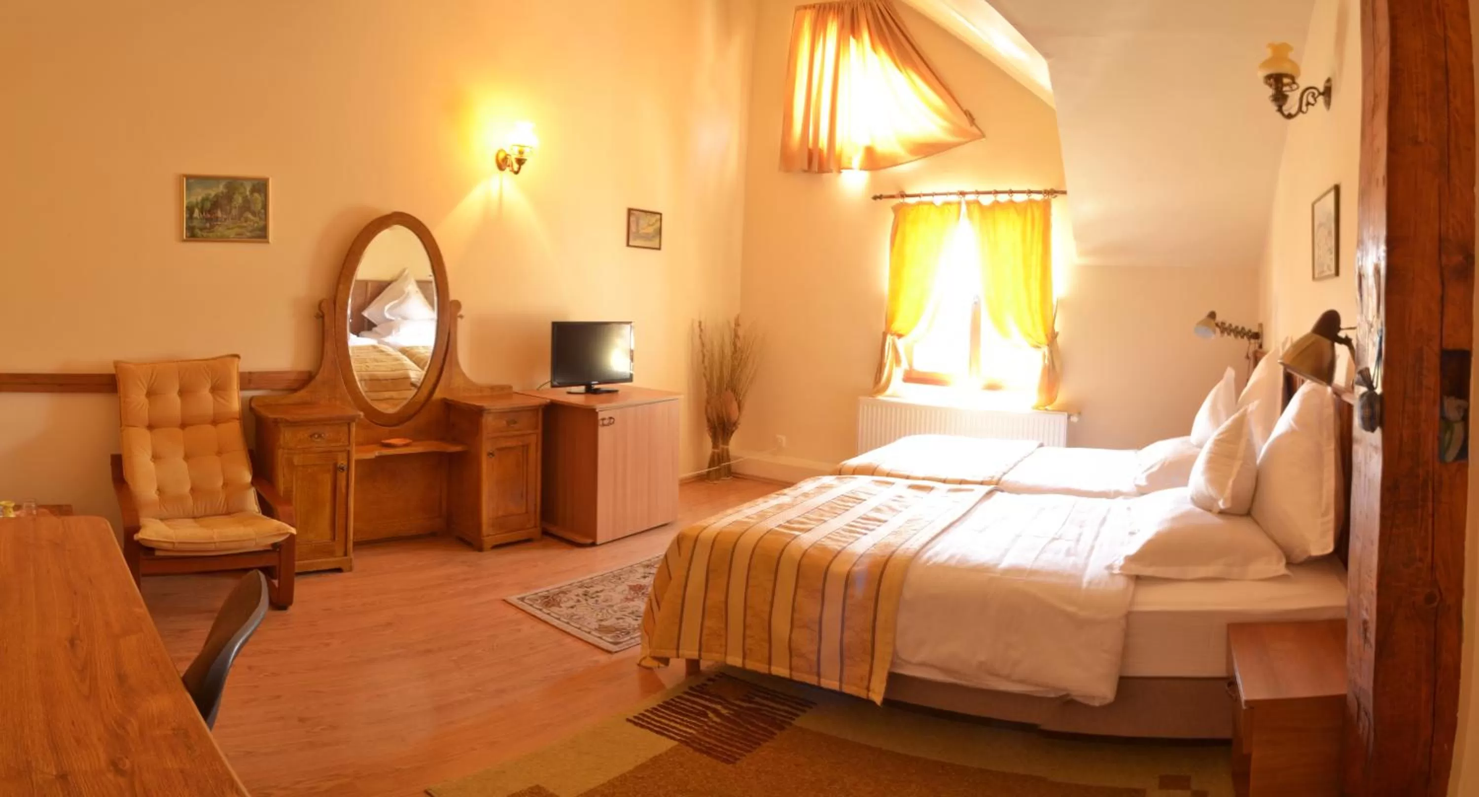 Photo of the whole room, Bed in Hotel Bielmann