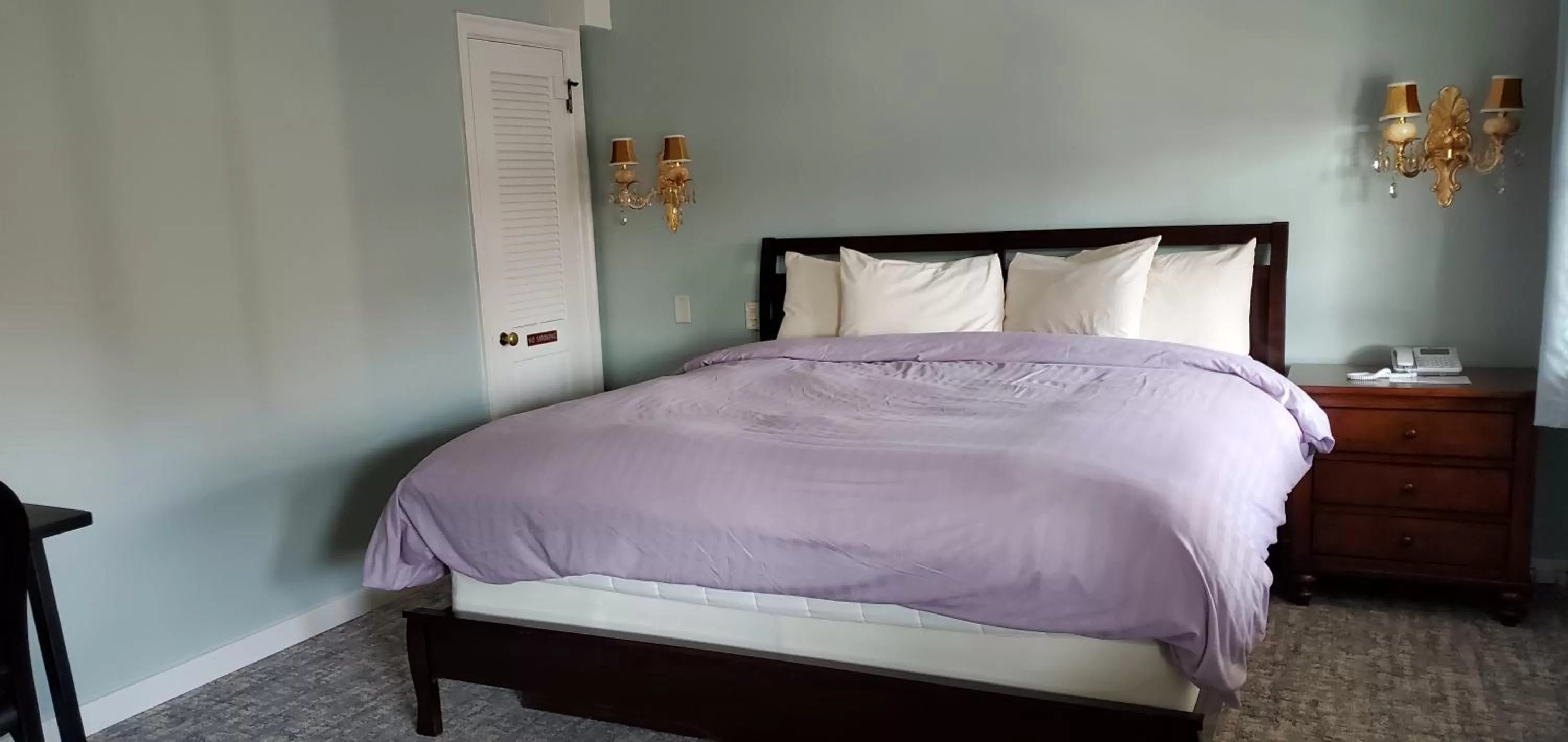 Bedroom, Bed in Lowell Inn