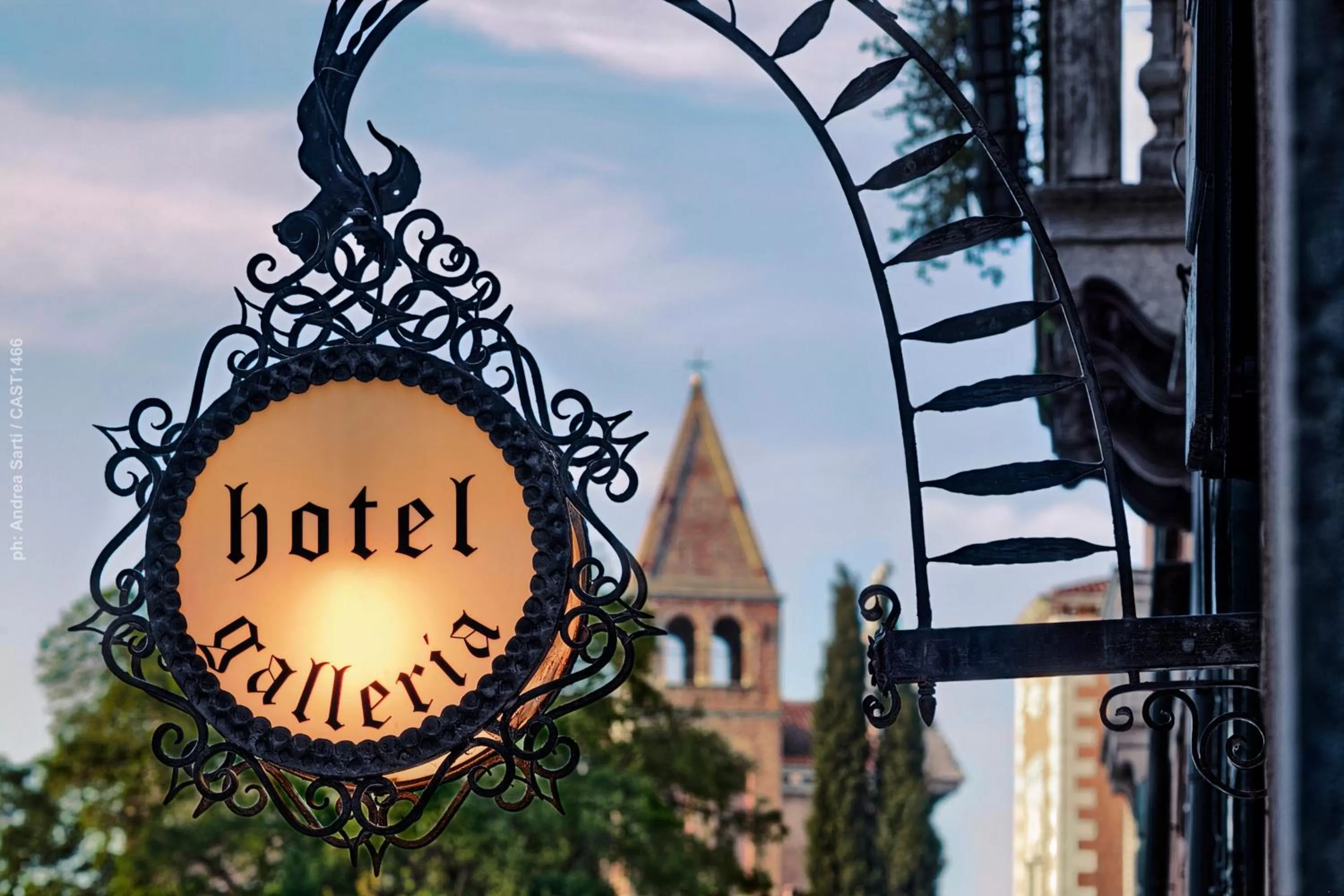 Facade/entrance in Hotel Galleria