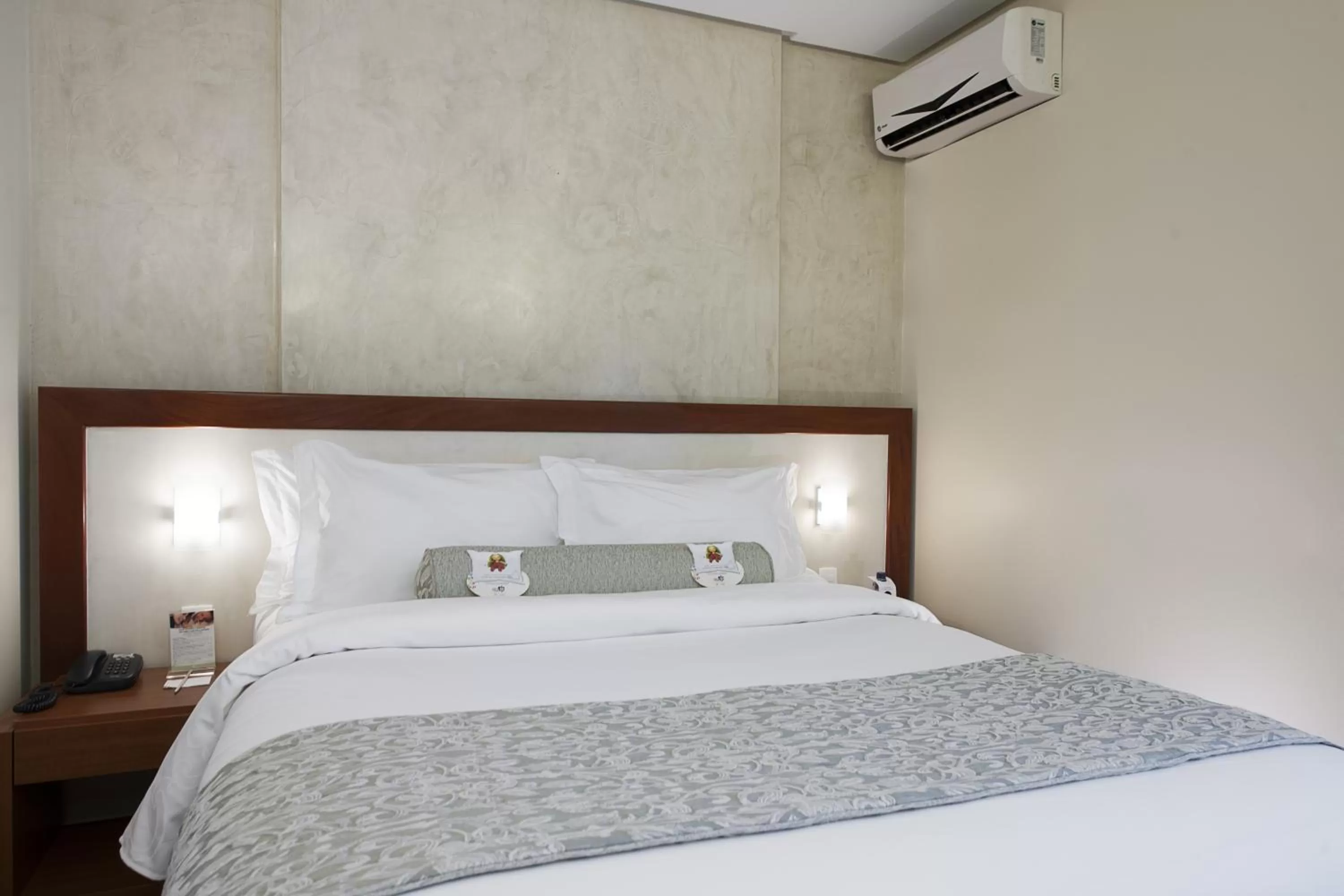 Bed in Metropolitan Hotel Brasília