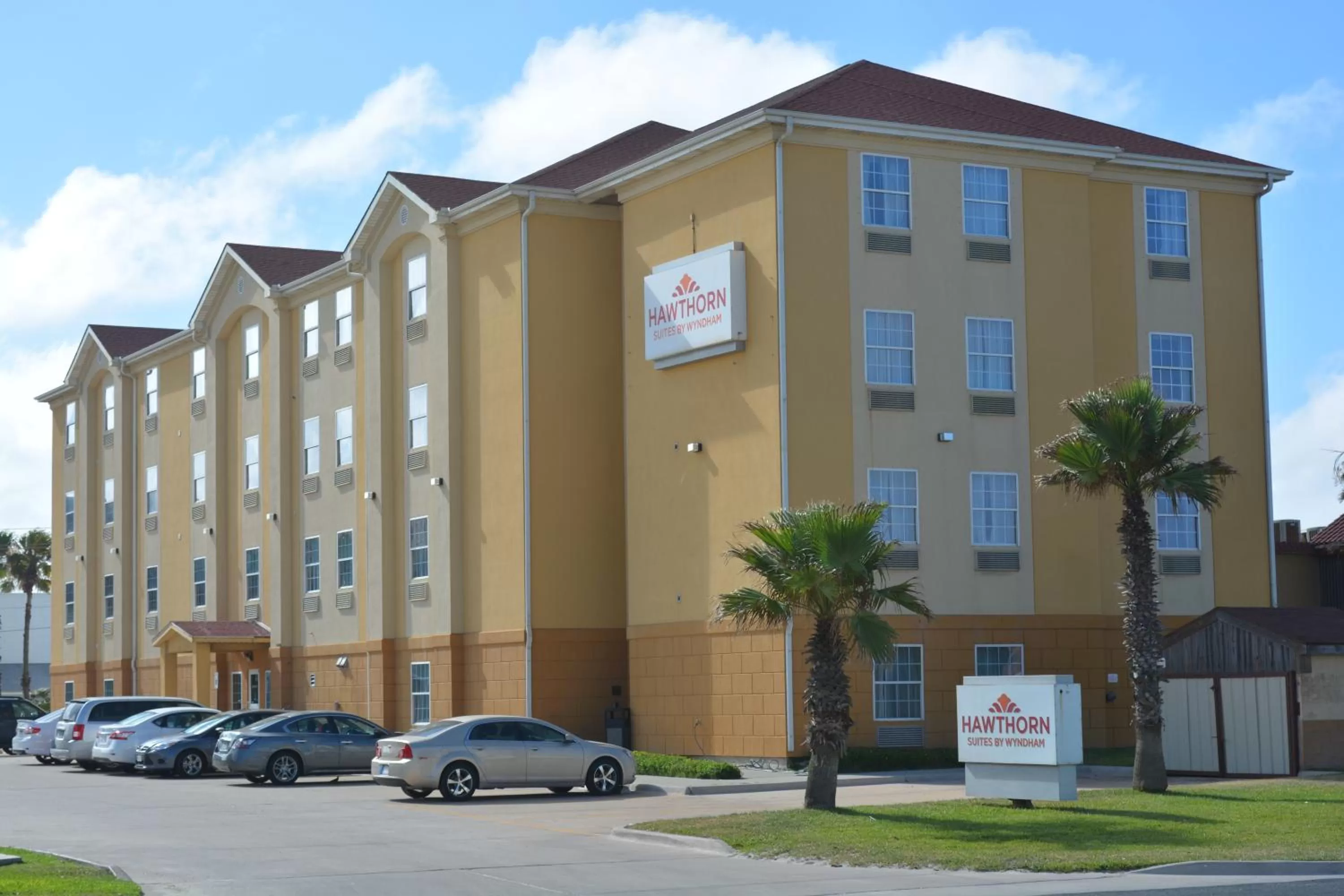 Property building in Hawthorn Extended Stay by Wyndham Corpus Christi Padre Isle