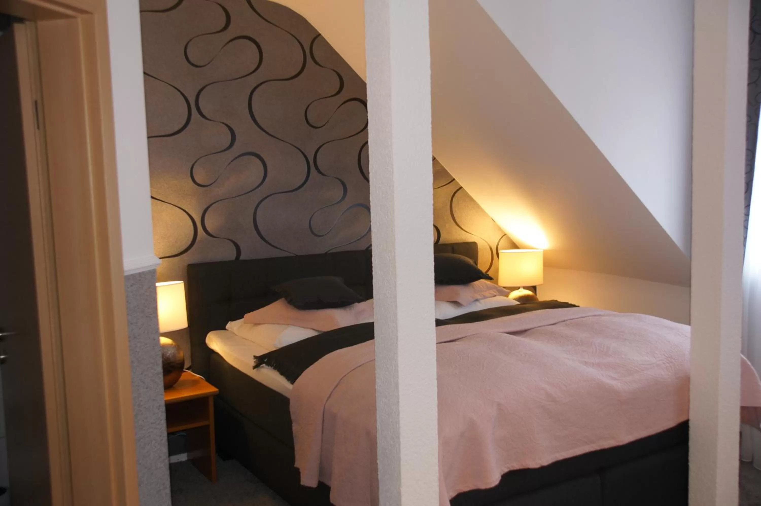 Bed in SkinSpa Apartments Idar-Oberstein