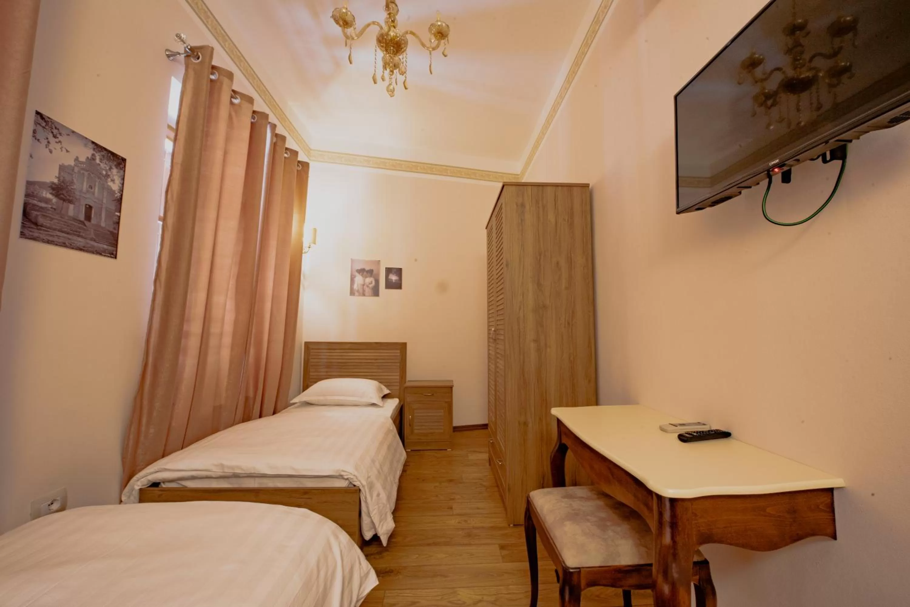 Bed in Hotel Loredano