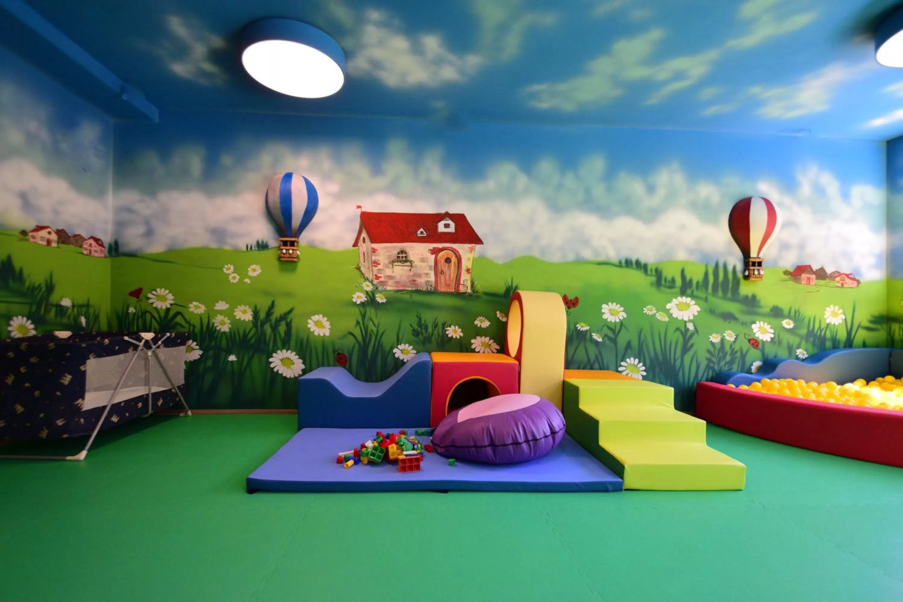 Kids's club in Hotel Shandranj