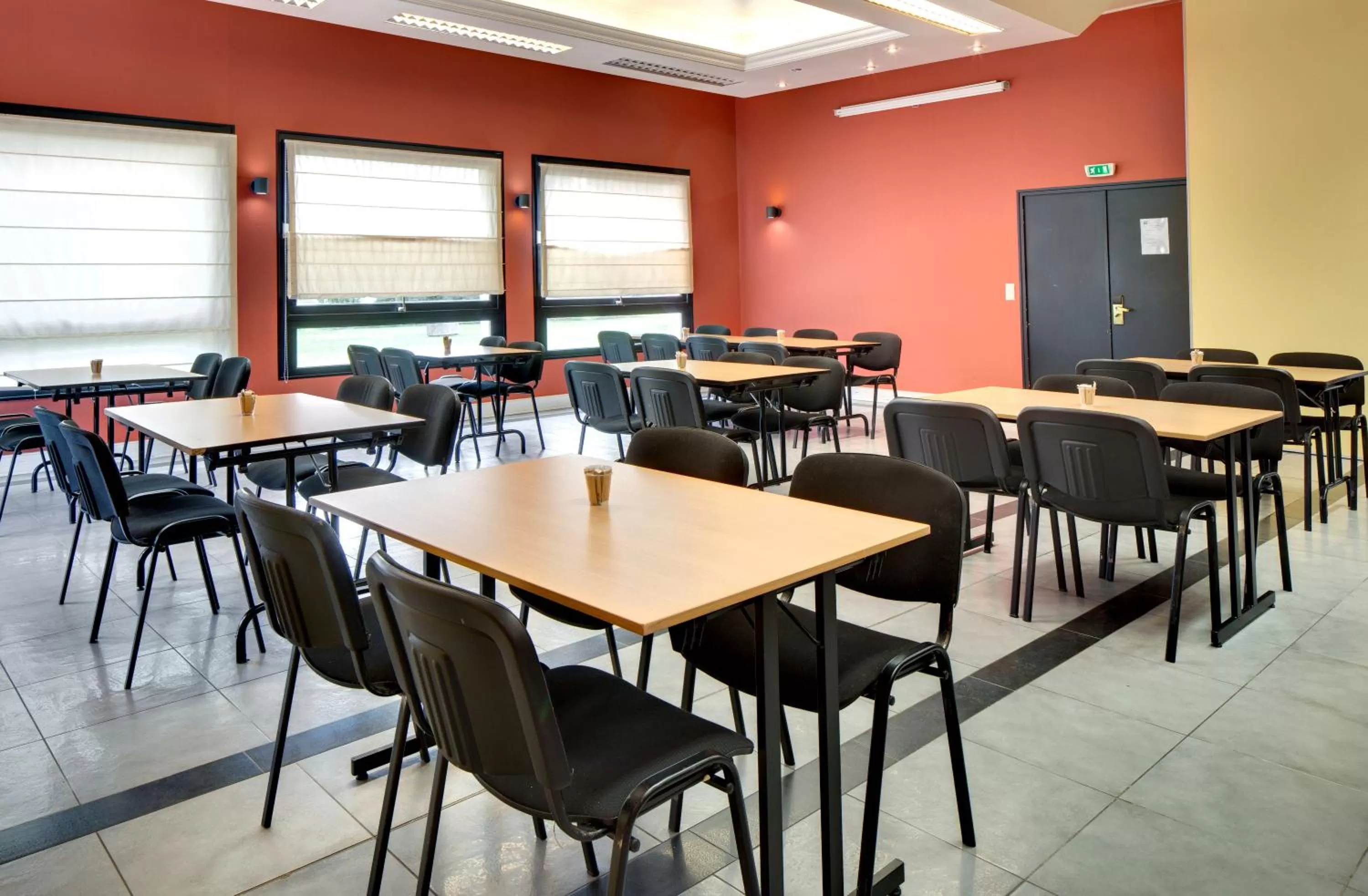 Meeting/conference room in Hôtel ibis Styles Auxerre Nord