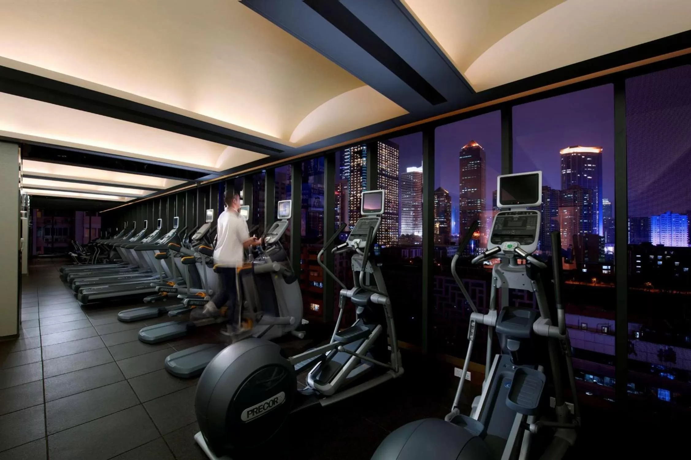 Fitness centre/facilities in Hilton Guangzhou Tianhe