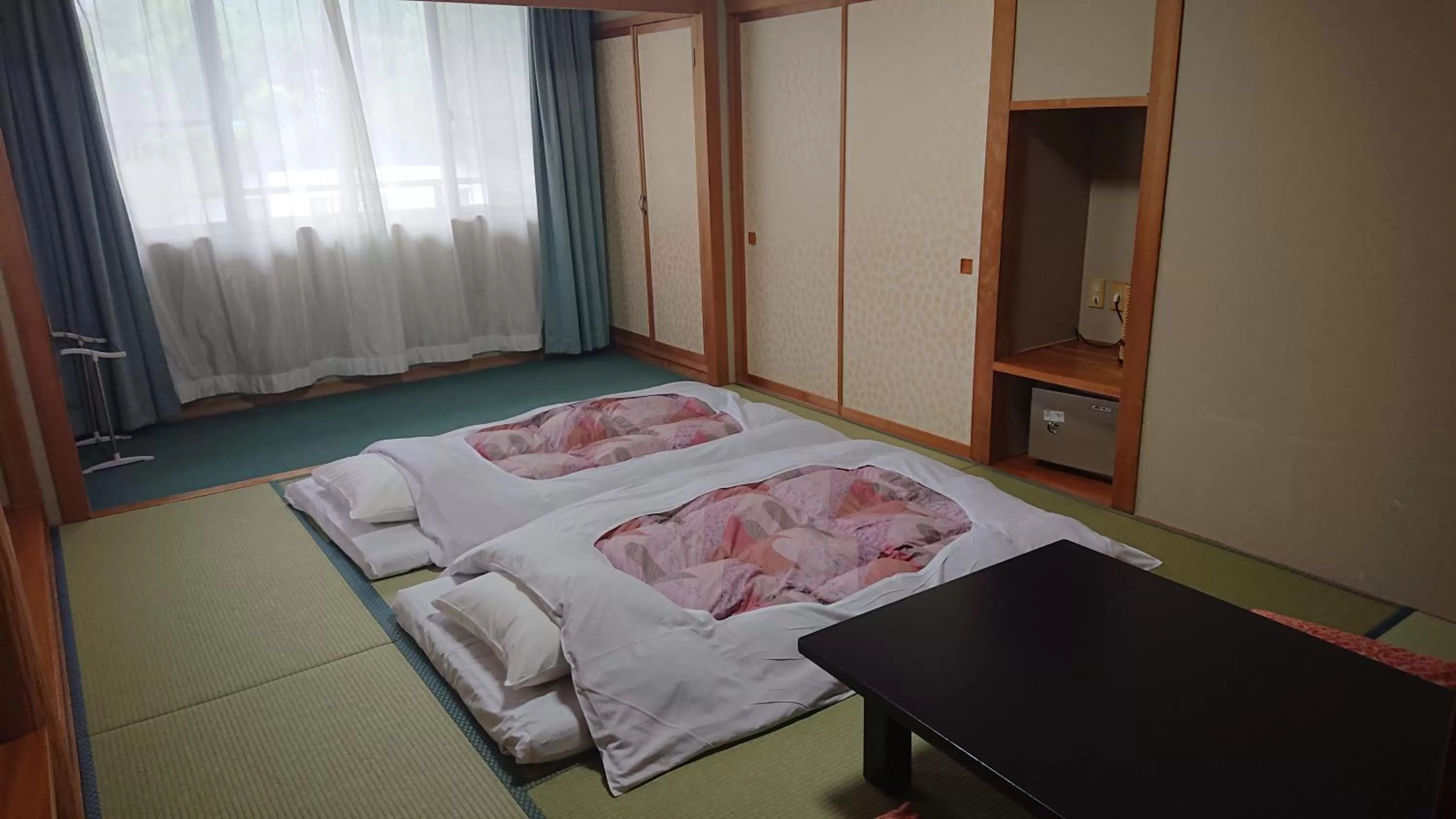 Photo of the whole room, Bed in Hotel Oak Forest