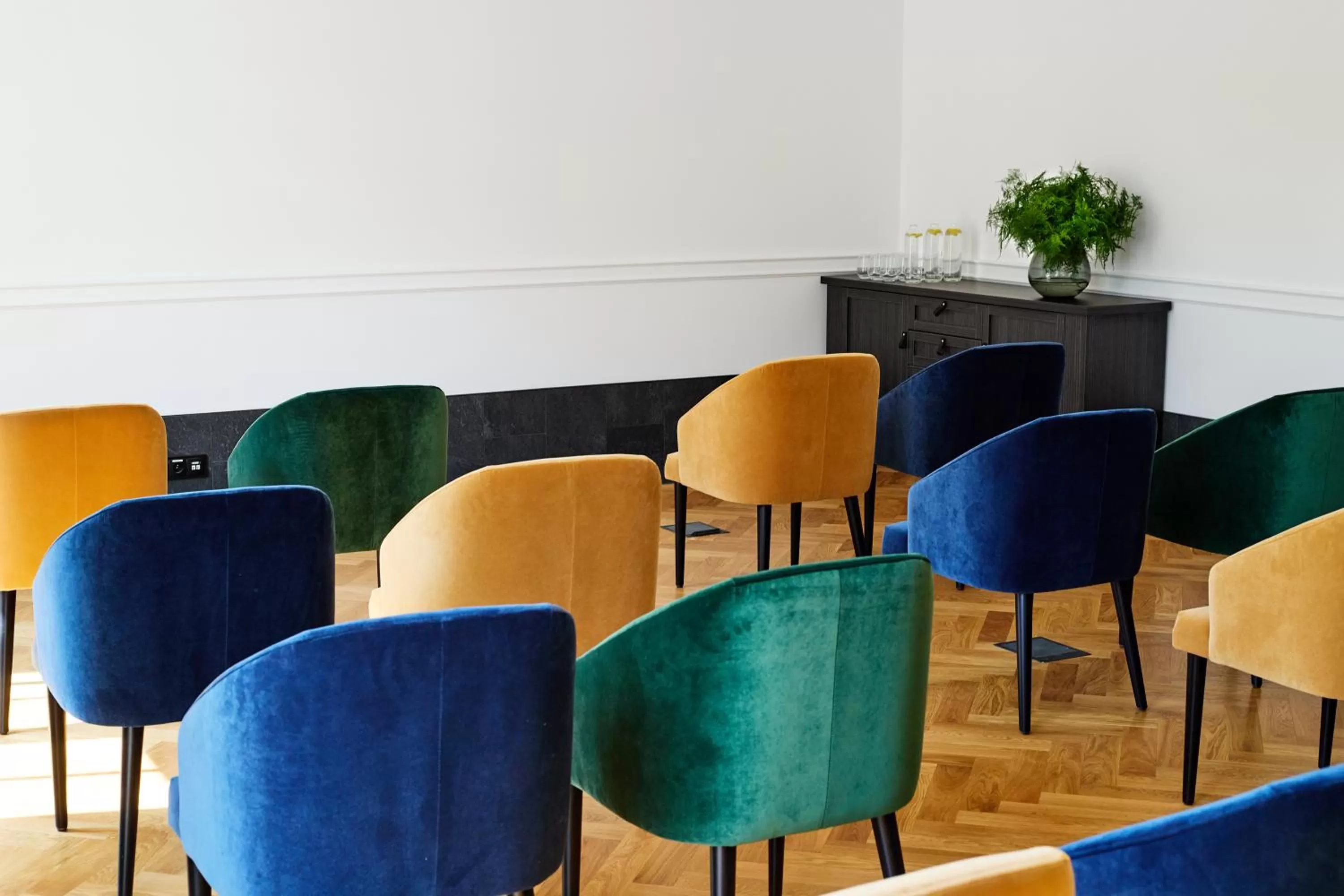 Business facilities in Hotel Liberté 33