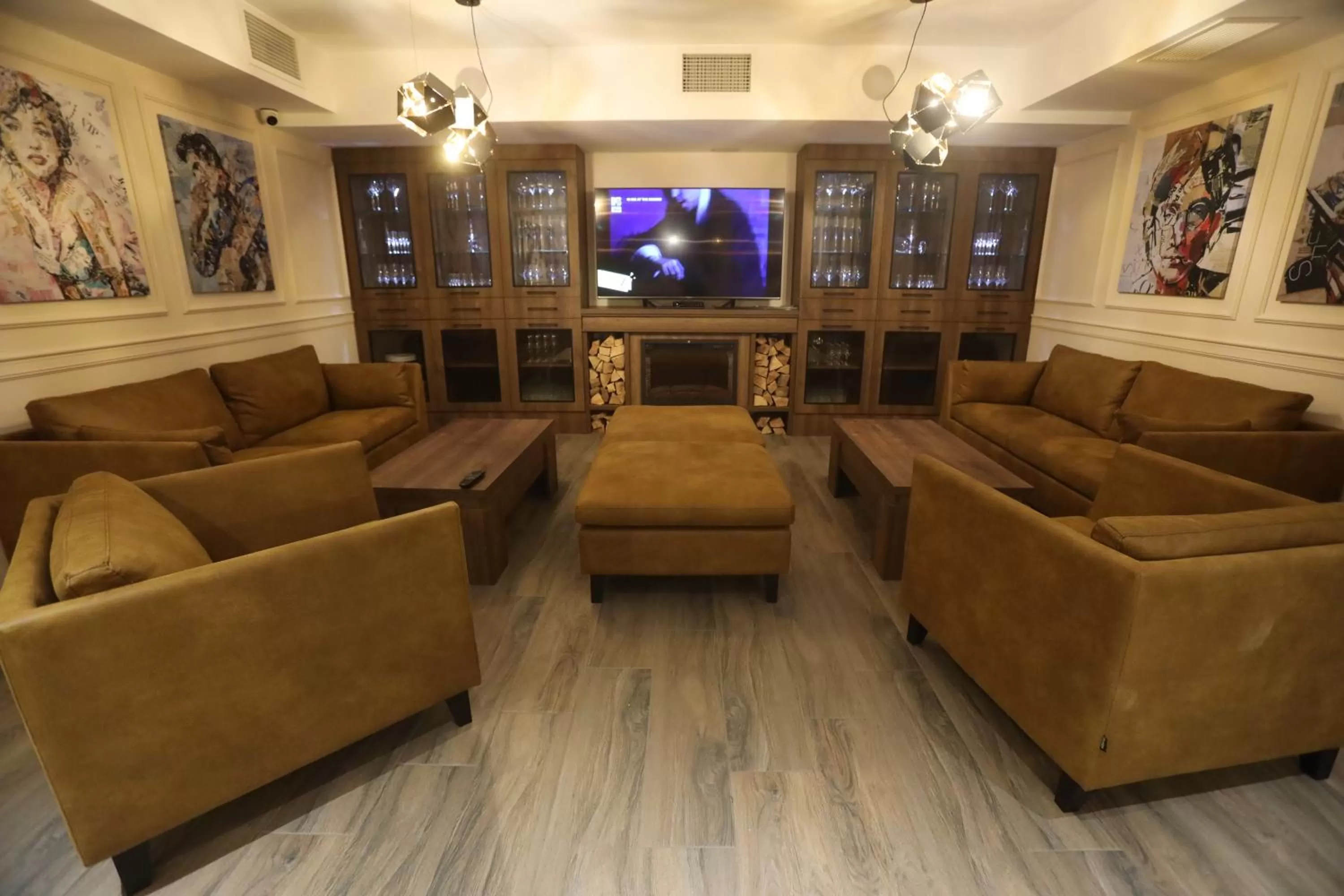 Banquet/Function facilities, Seating Area in Apart Hotel Maksimum